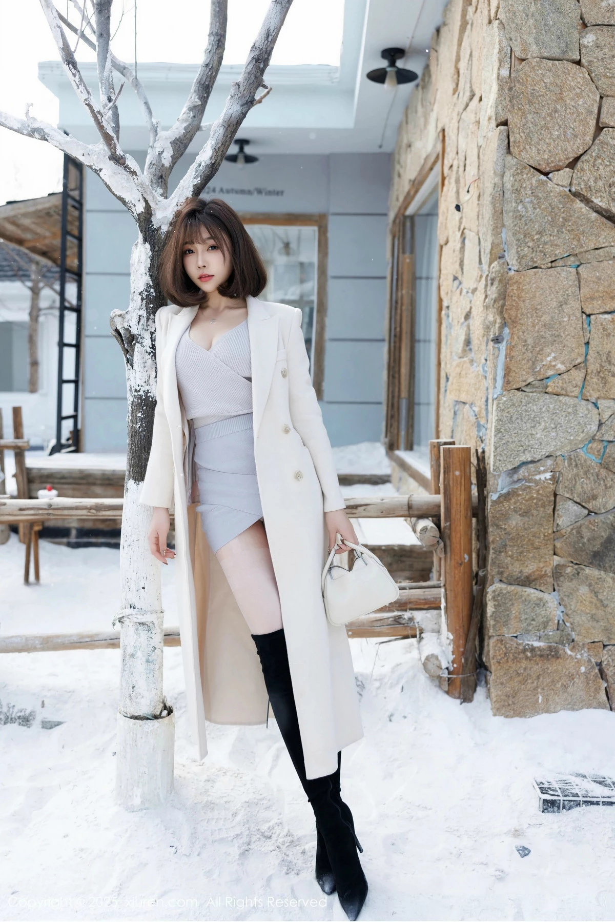 秀人集.com_[XiuRen秀人网]No.9734_女神徐莉芝Booty性感短裙套装+黑色情趣内衣秀曼妙身姿诱惑写真100P