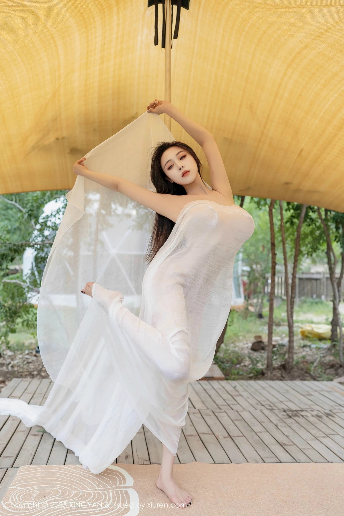 秀人集.com_[XINGYAN星颜社]VOL.298_模特清妙户外性感白色轻透薄纱透视秀诱人胴体火辣诱惑写真80P