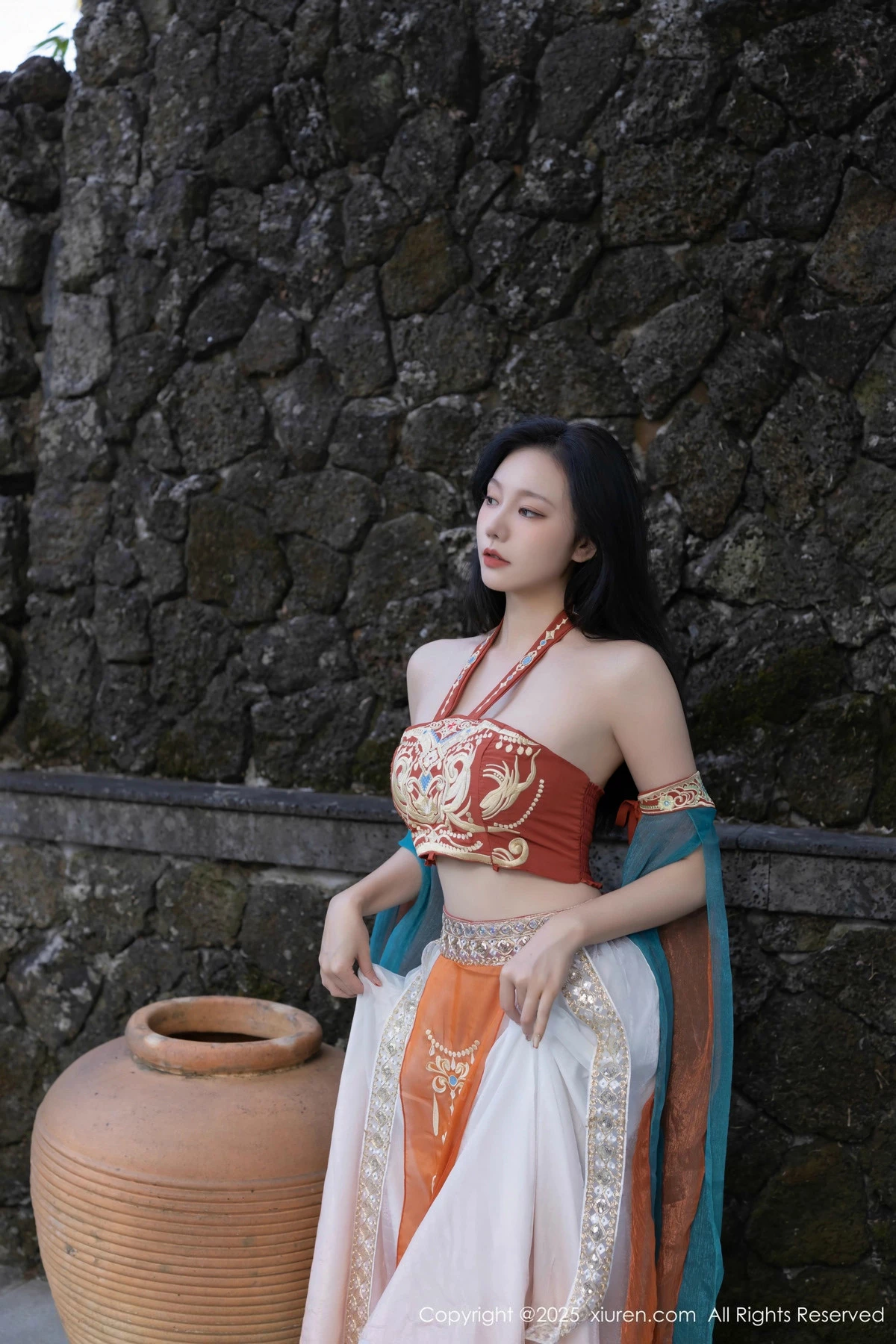 秀人集.com_[XiuRen秀人网]No.9757_模特安然anran性感古风薄纱服饰配超薄肉丝秀丰满身材诱惑写真81P