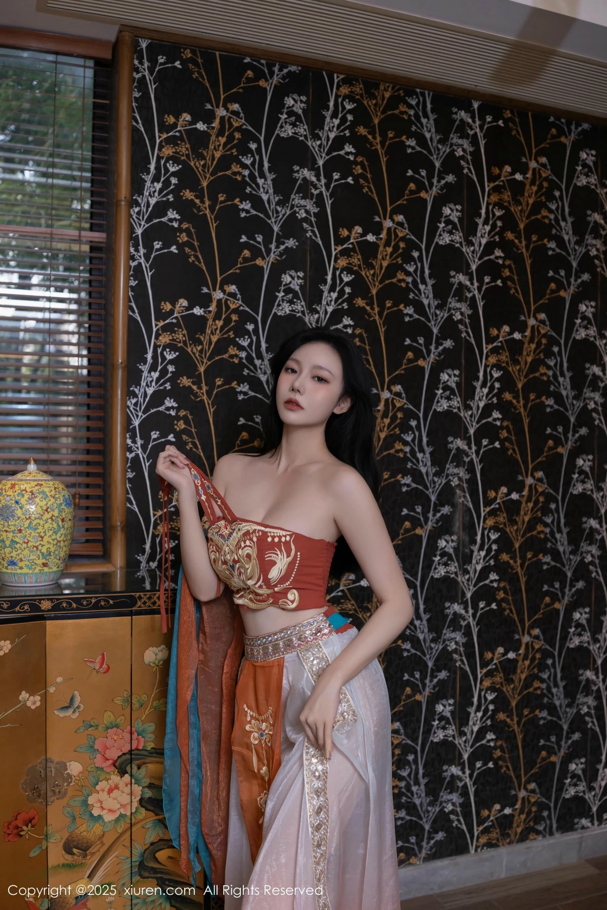 秀人集.com_[XiuRen秀人网]No.9757_模特安然anran性感古风薄纱服饰配超薄肉丝秀丰满身材诱惑写真81P