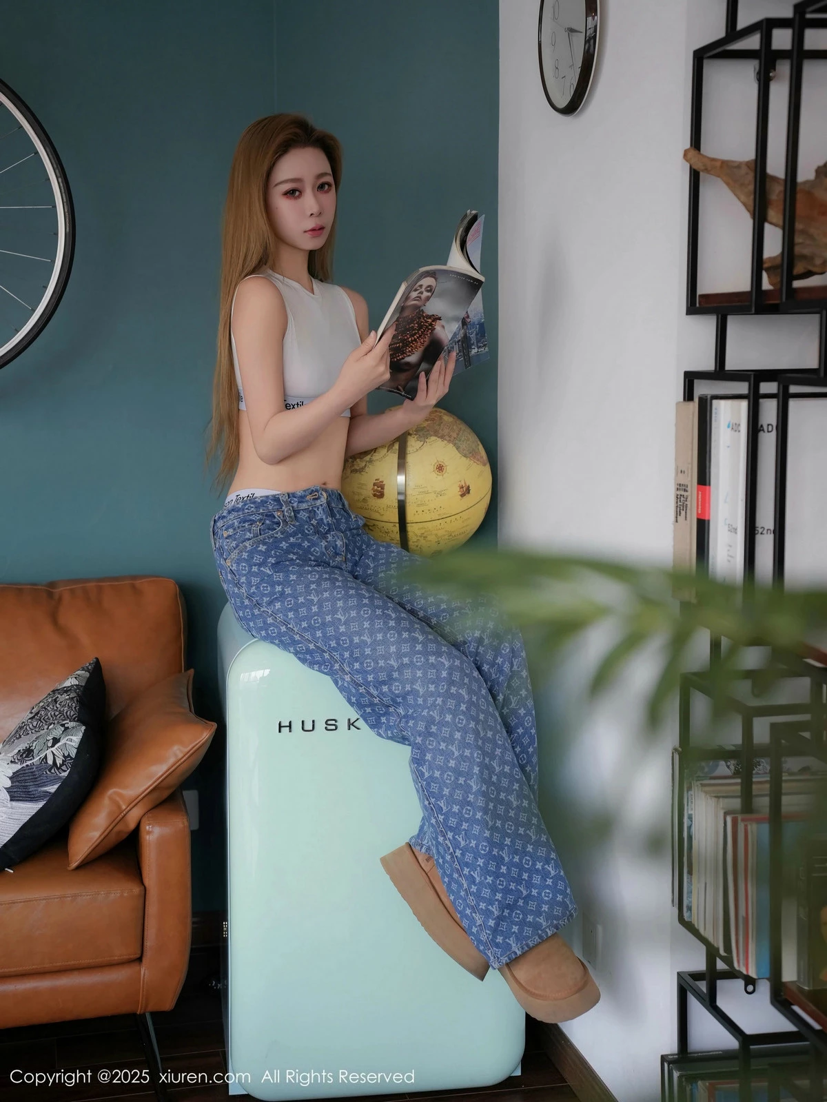 秀人集.com_[XiuRen秀人网]No.9754_模特糖糖❤性感白色运动内衣+轻透黑纱服饰秀曼妙身姿诱惑写真69P