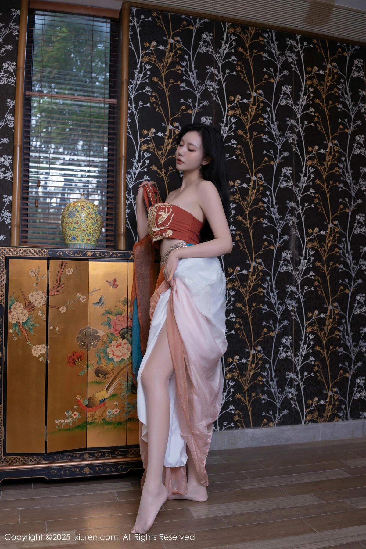 秀人集.com_[XiuRen秀人网]No.9757_模特安然anran性感古风薄纱服饰配超薄肉丝秀丰满身材诱惑写真81P