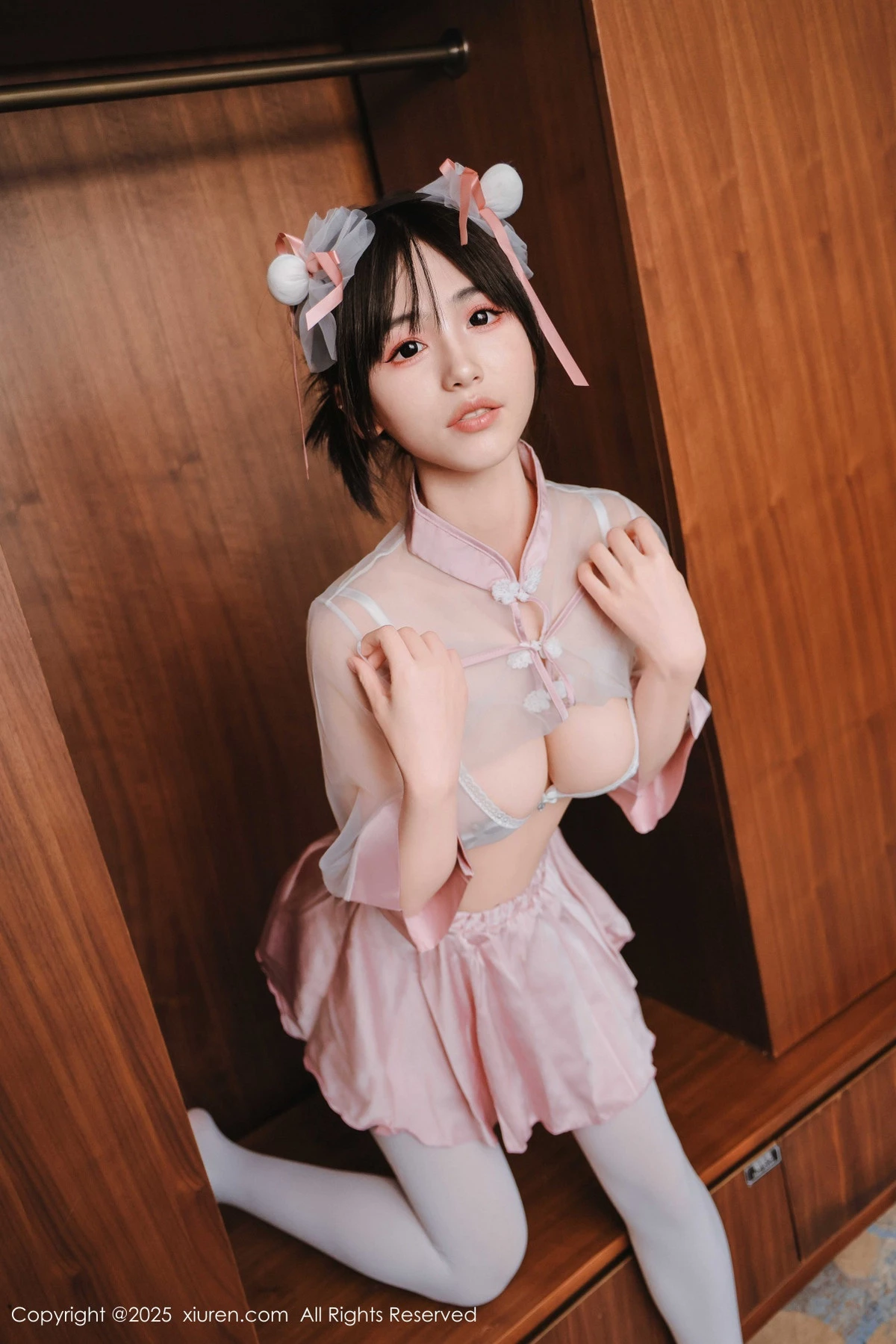 秀人集.com_[XiuRen秀人网]No.9763_模特奶芙乔乔性感粉色情趣内衣配白丝吊袜秀凹凸身材诱惑写真68P