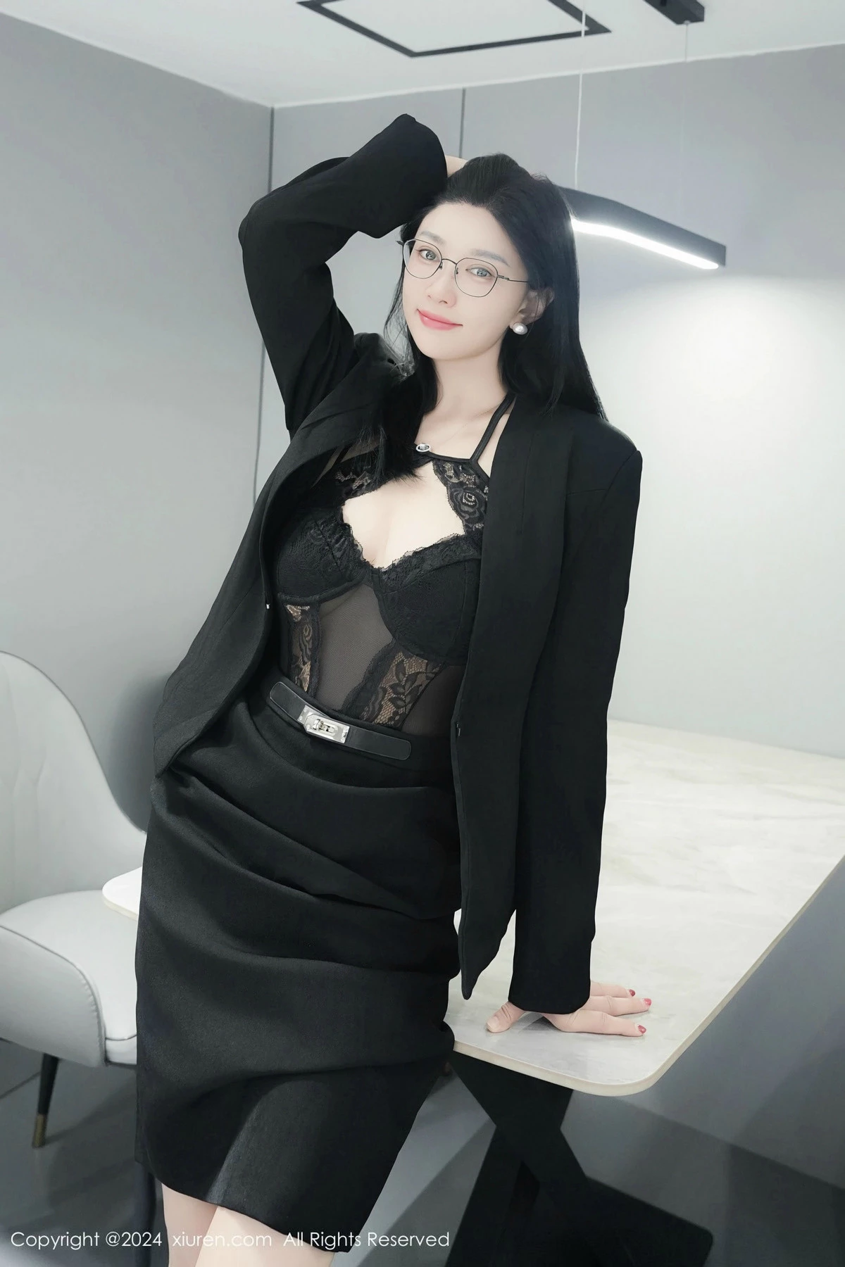 秀人集.com_[XiuRen秀人网]No.9639_模特雅茹老师性感黑色西服露黑色情趣内衣秀柔美身姿诱惑写真81P