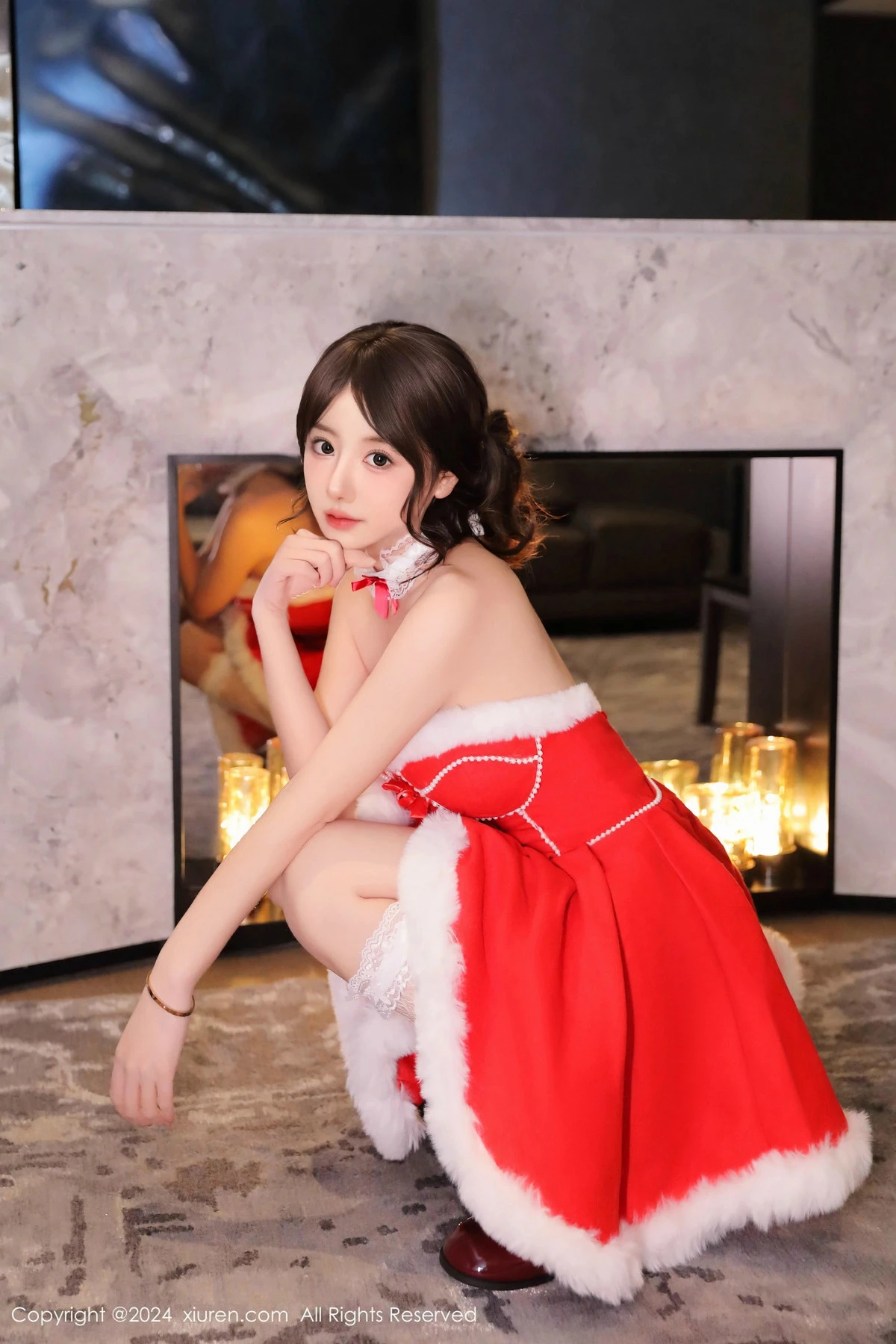 秀人集.com_[XiuRen秀人网]No.9650_模特桃妖夭圣诞主题性感红色短裙配白丝袜秀惹火身材诱惑写真78P
