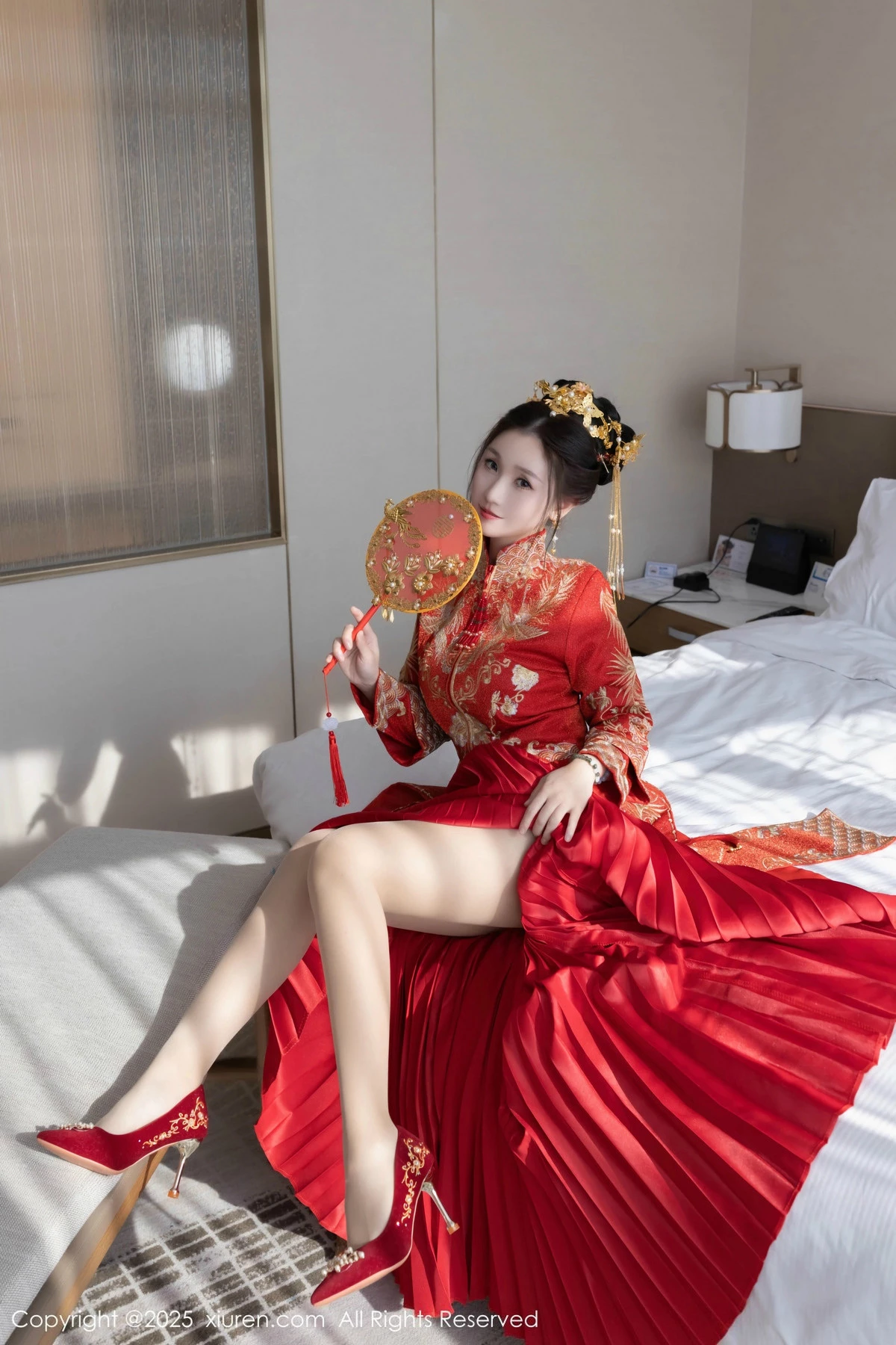 秀人集.com_[XiuRen秀人网]No.9811_模特杏子Yada性感新娘装红色情趣内衣配超薄肉丝秀美腿诱惑写真84P