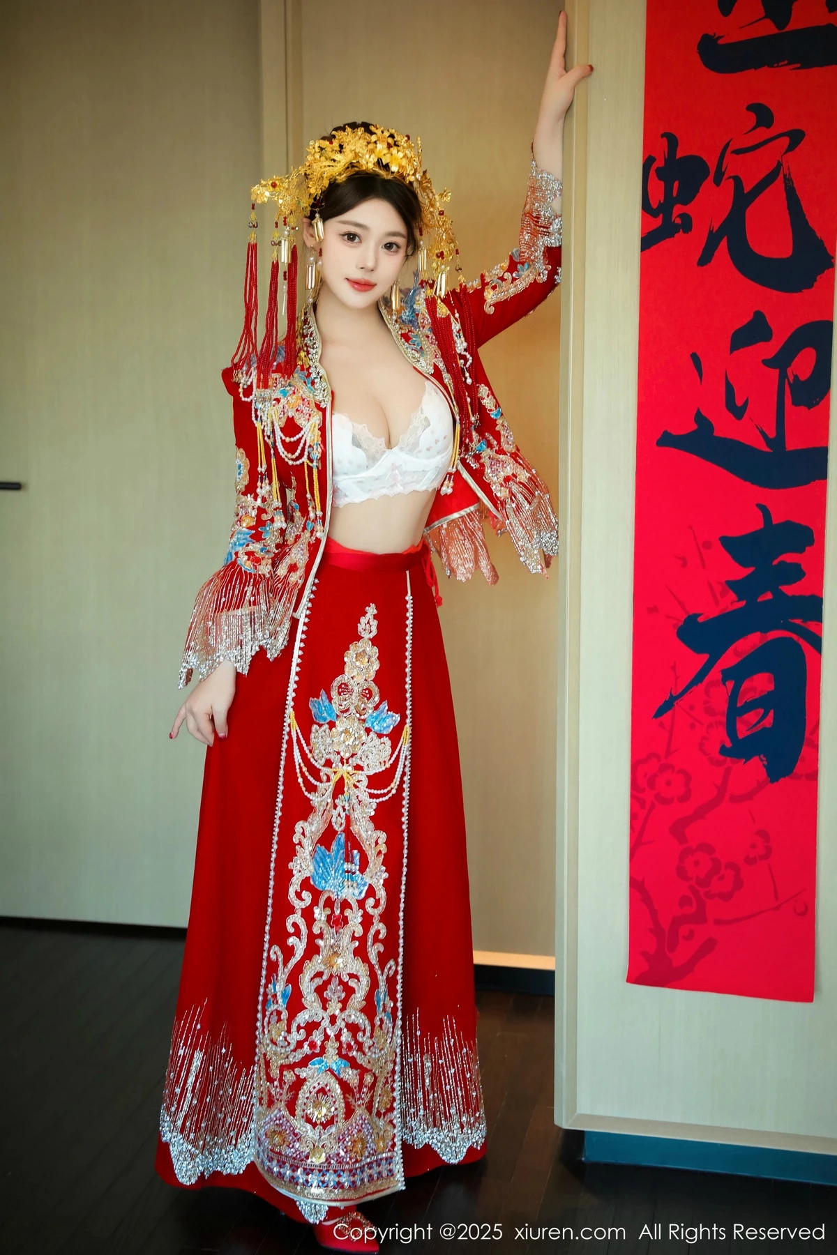 秀人集.com_[XiuRen秀人网]No.9823_模特蛋蛋宝新年主题性感红色新娘装露白色内衣秀丰腴身材诱惑写真79P