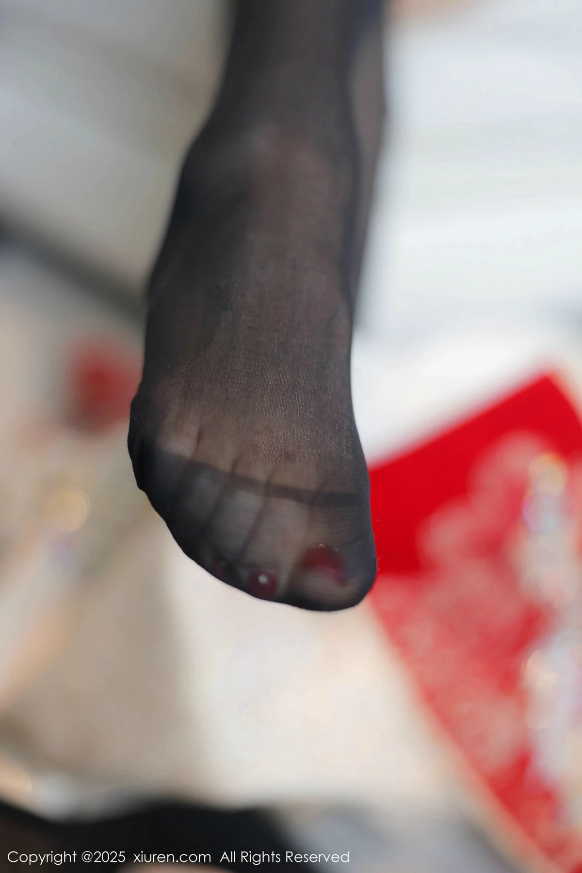 秀人集.com_[XiuRen秀人网]No.9833_模特Candy糖糖性感喜庆服饰露红色情趣服饰秀丰腴身材诱惑写真88P