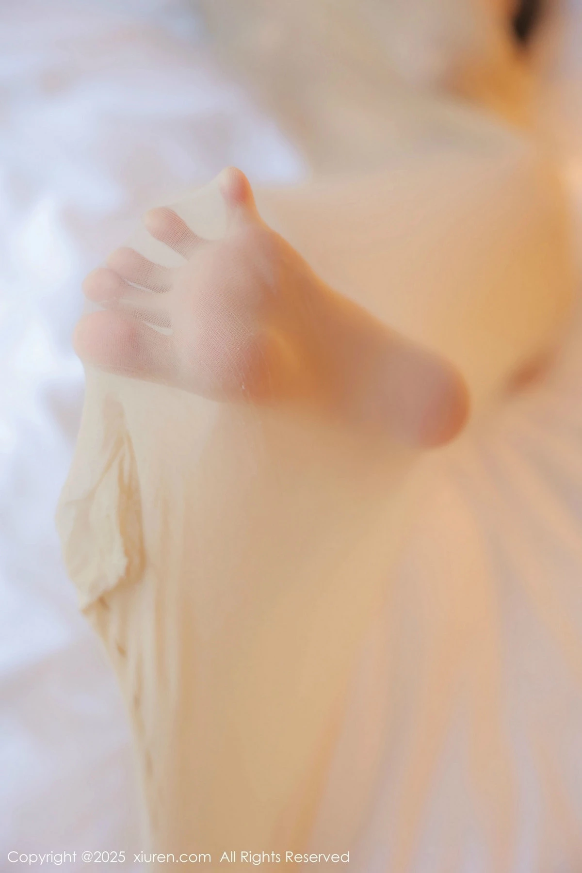 秀人集.com_[XiuRen秀人网]No.9825_新人模特余安安性感超薄原色丝袜连体衣秀凹凸身材惹火诱惑写真83P