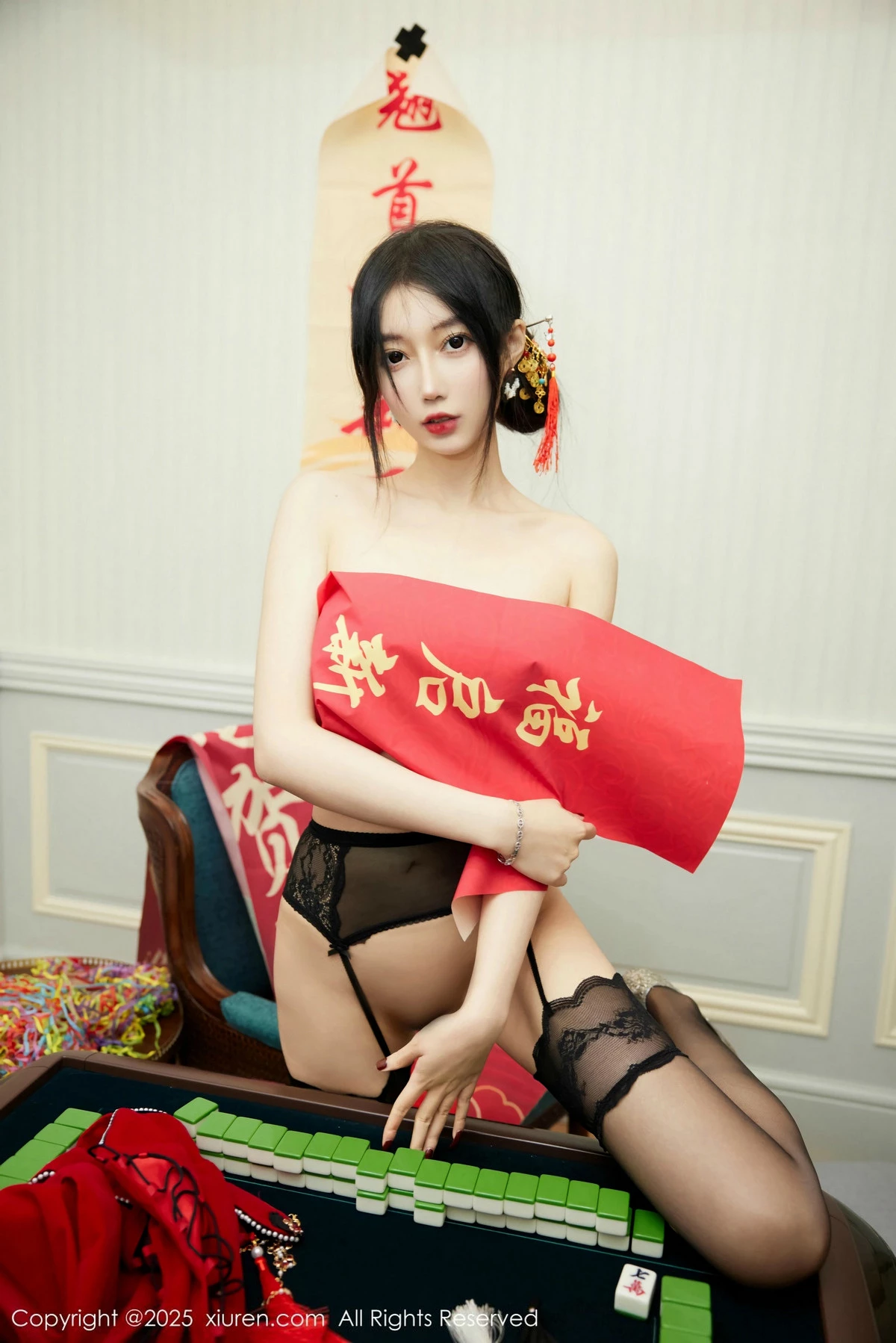 秀人集.com_[XiuRen秀人网]No.9826_模特玥儿玥er新年主题性感红色服饰配黑丝吊袜秀曼妙身姿诱惑写真67P