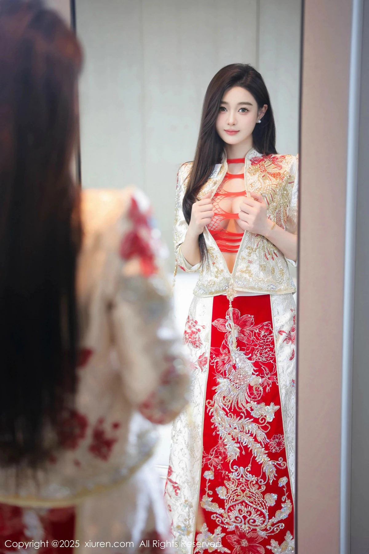 秀人集.com_[XiuRen秀人网]No.9833_模特Candy糖糖性感喜庆服饰露红色情趣服饰秀丰腴身材诱惑写真88P