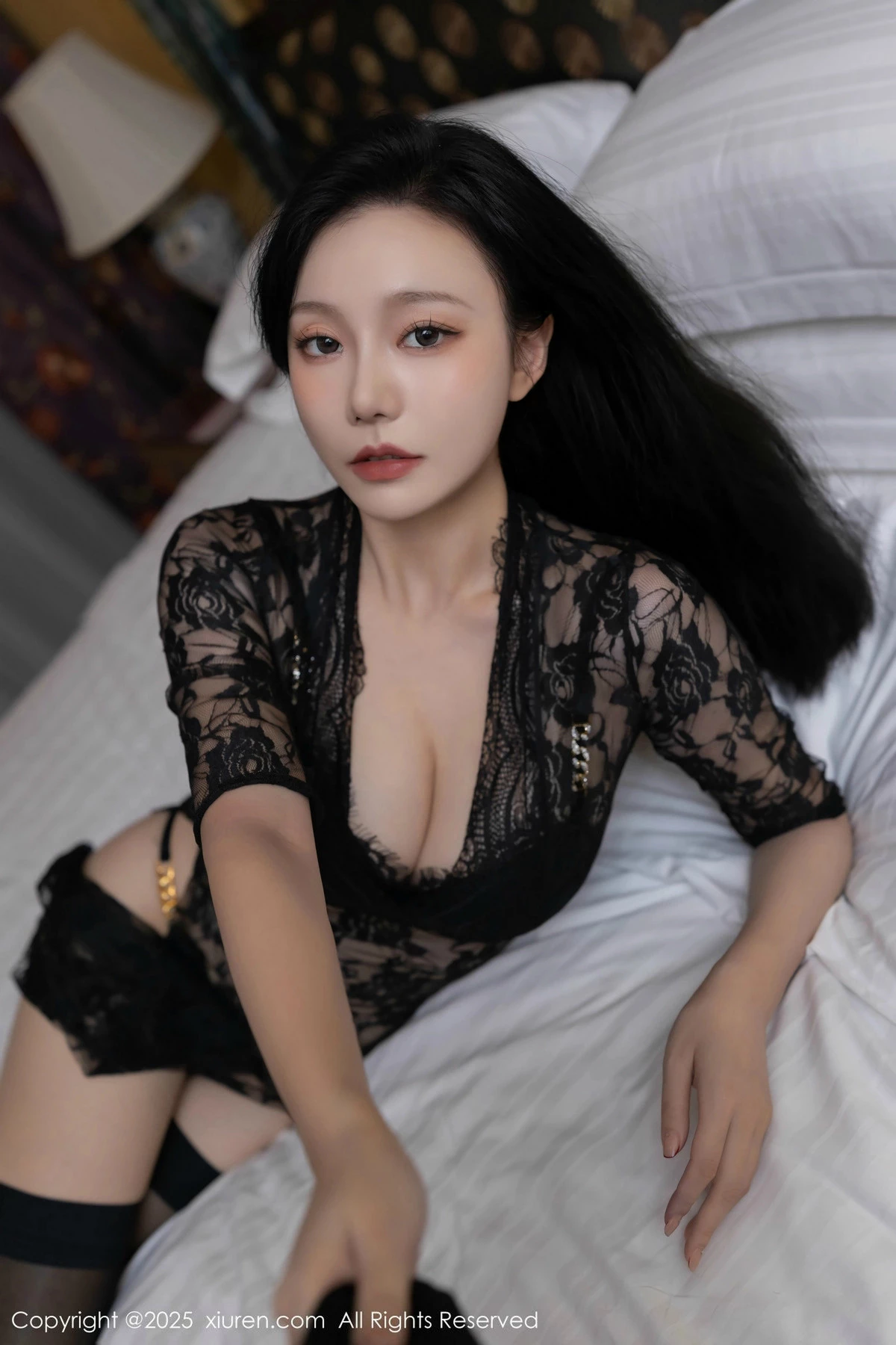 秀人集.com_[XiuRen秀人网]No.9842_模特安然anran黑色蕾丝情趣服饰配超薄黑丝秀曼妙身姿诱惑写真82P