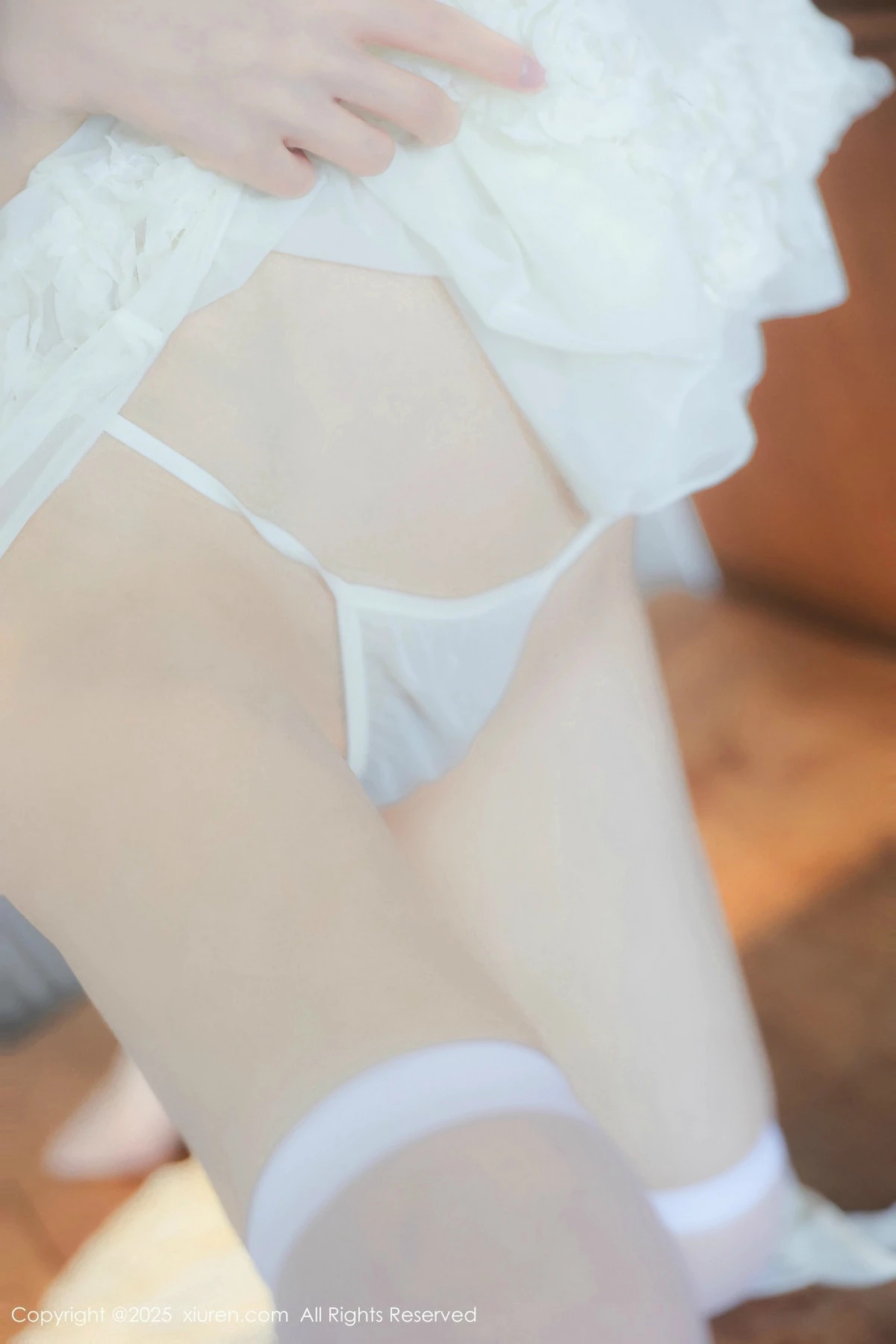 秀人集.com_[XiuRen秀人网]No.9851_模特桃妖夭浴室性感浅色连衣短裙配白丝袜湿身秀惹火身材诱惑写真113P