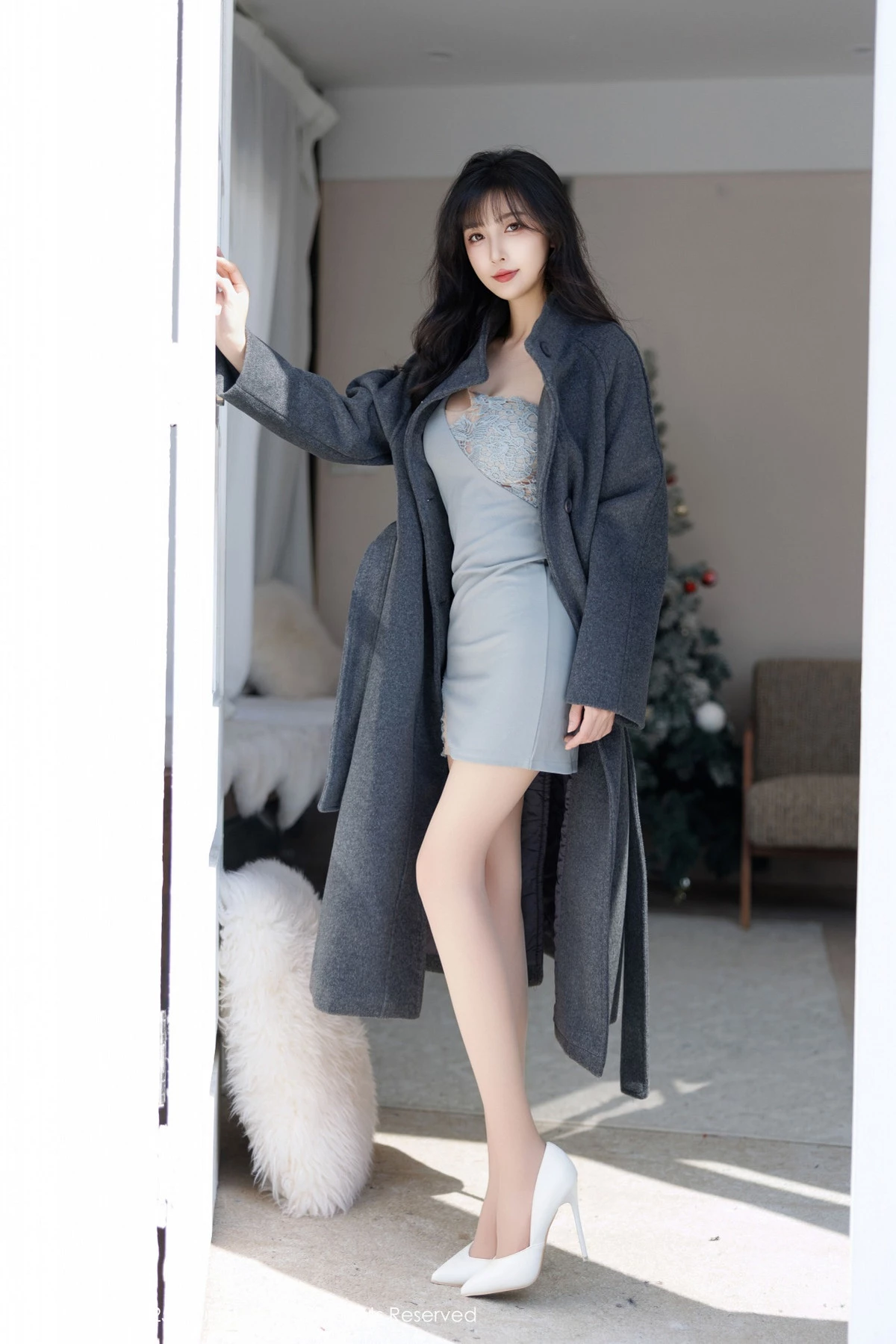 秀人集.com_[XiuRen秀人网]No.9863_模特林星阑性感浅色连衣短裙+白色情趣内衣秀曼妙身姿诱惑写真83P