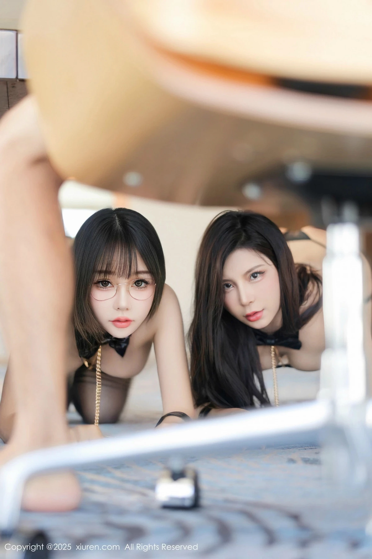 秀人集.com_[XiuRen秀人网]No.9873_模特合集波巧酱＆小蛮妖Yummy黑色情趣内衣秀惹火身材诱惑写真81P