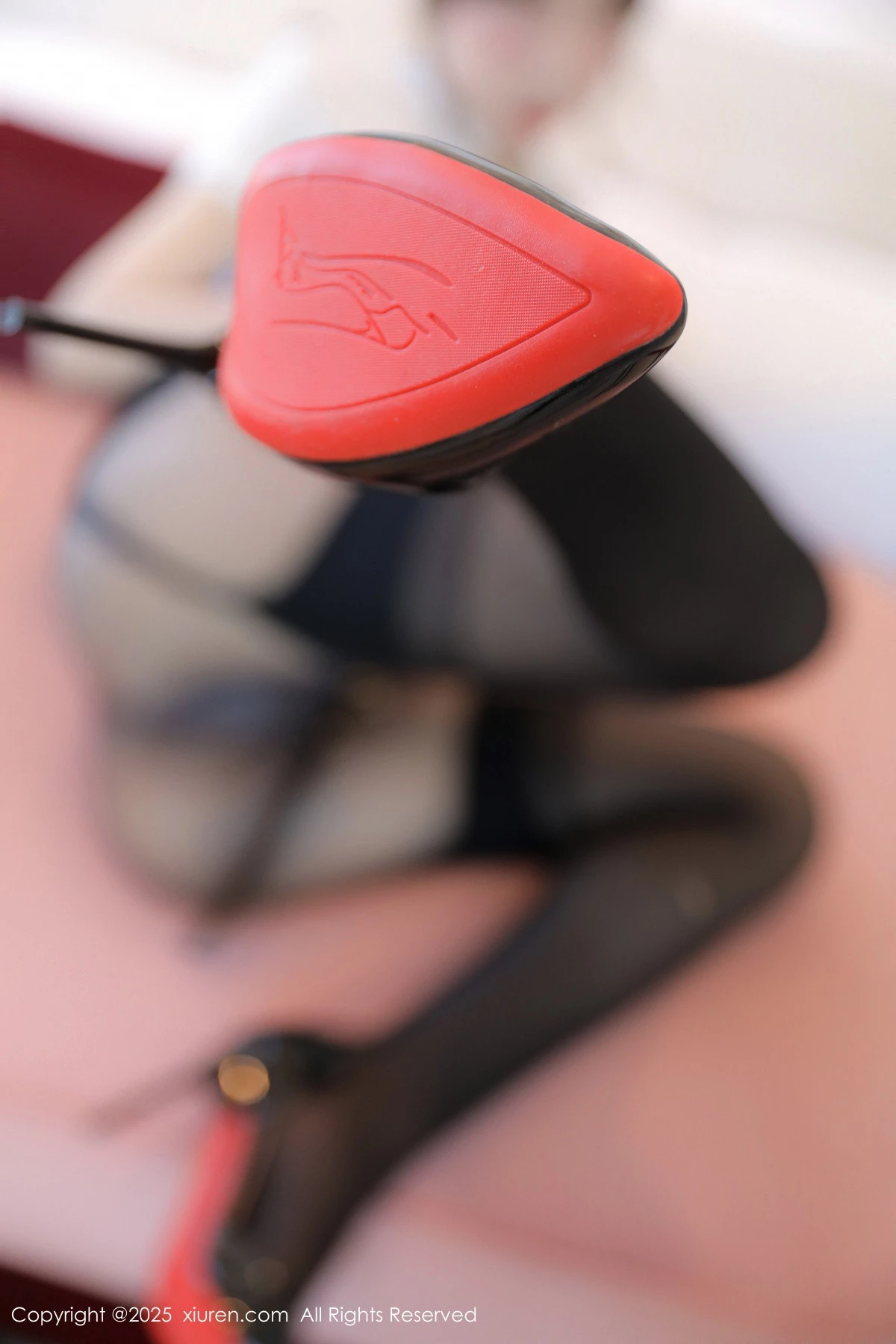 秀人集.com_[XiuRen秀人网]No.9887_模特桃妖夭性感白色蕾丝内衣配白色丝袜秀曼妙身姿惹火诱惑写真97P