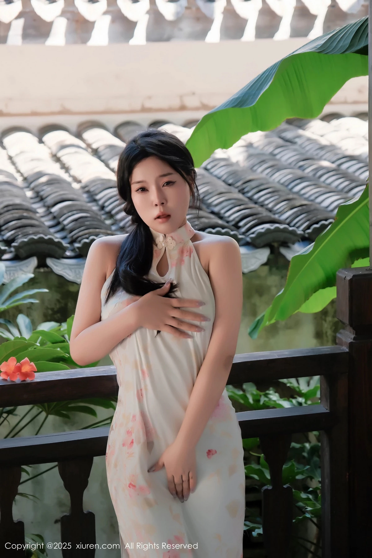 秀人集.com_[XiuRen秀人网]No.9893_模特麦田性感浅蓝色旗袍配超薄无内肉丝秀曼妙身姿撩人诱惑写真70P