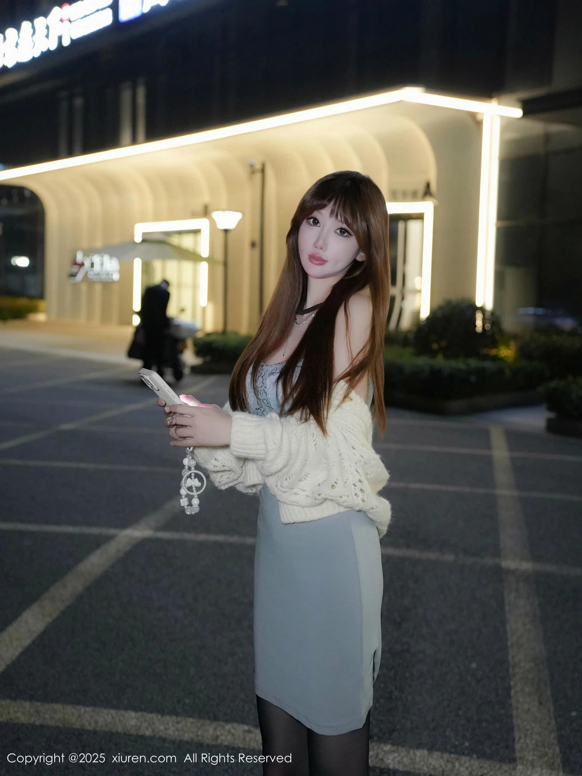 秀人集.com_[XiuRen秀人网]No.9765_模特李金金蓝色吊带裙露黑色内衣配黑丝吊袜秀凹凸身材诱惑写真74P