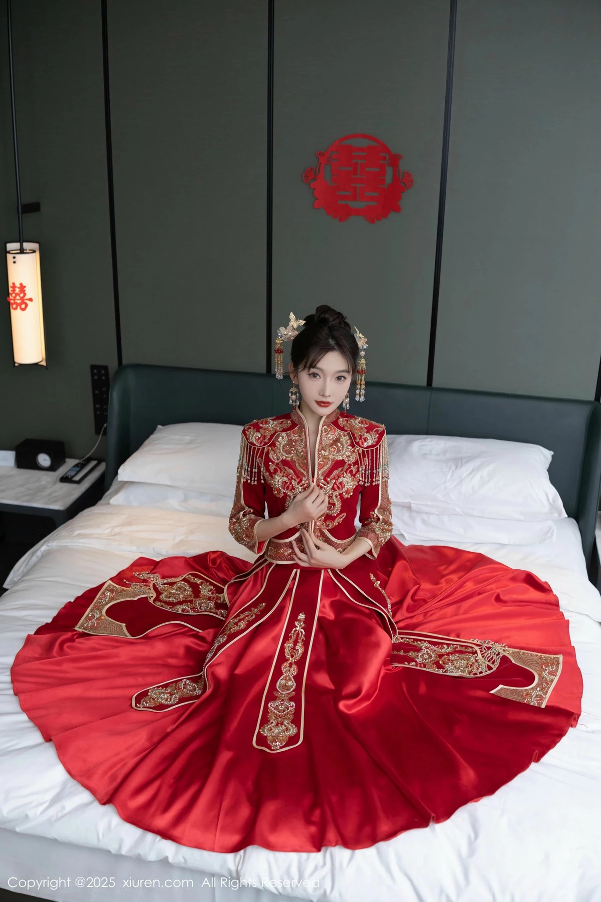 秀人集.com_[XiuRen秀人网]No.9770_模特陆萱萱性感新娘装露红色内衣配超薄肉丝秀柔美身材诱惑写真82P