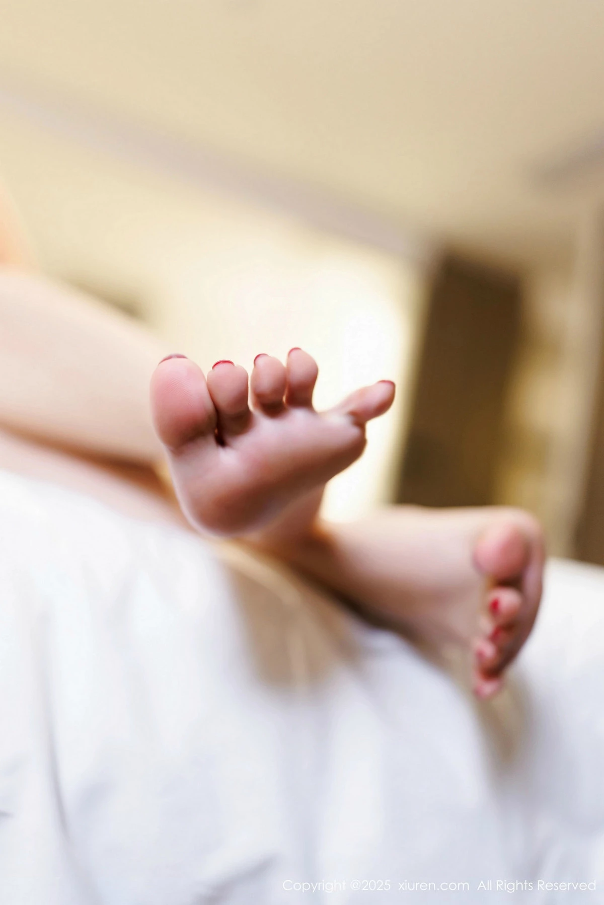 秀人集.com_[XiuRen秀人网]No.9785_模特小蛮妖Yummy粉色连衣短裙配超薄肉丝秀曼妙身姿诱惑写真81P