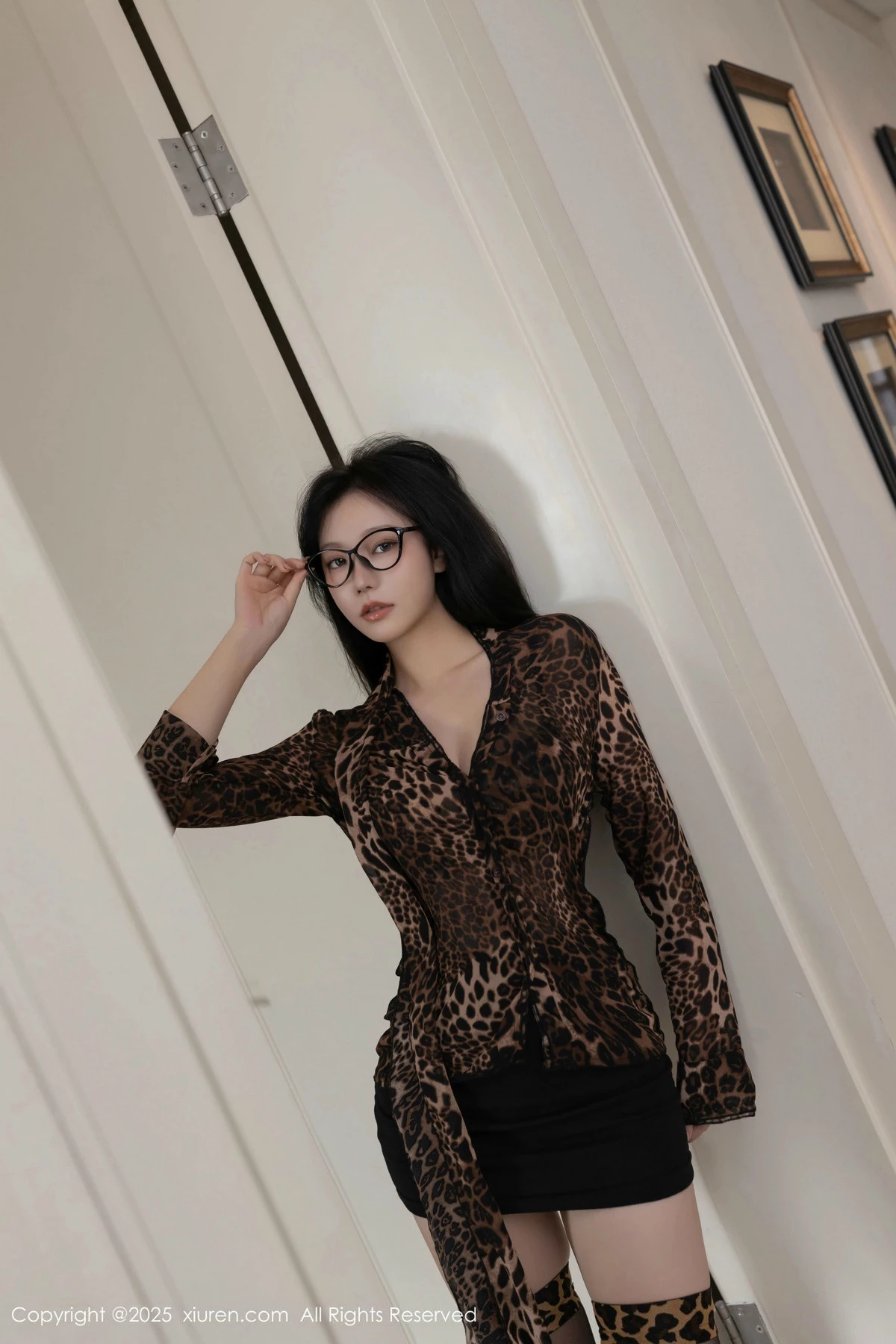 秀人集.com_[XiuRen秀人网]No.9794_模特安然anran豹纹外套露豹纹内衣配黑丝袜秀柔美身段诱惑写真80P