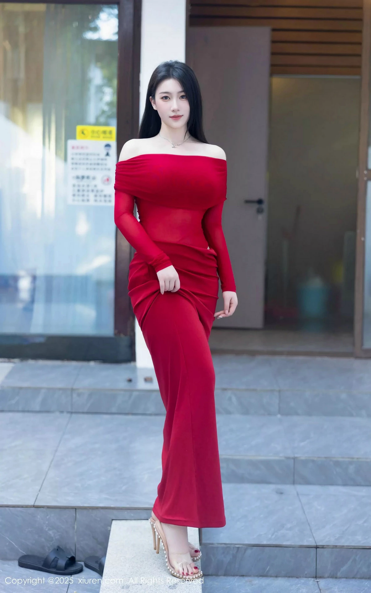 秀人集.com_[XiuRen秀人网]No.9934_新人模特林昔予yorki泳池性感红色连衣裙秀凹凸身材迷人诱惑写真87P