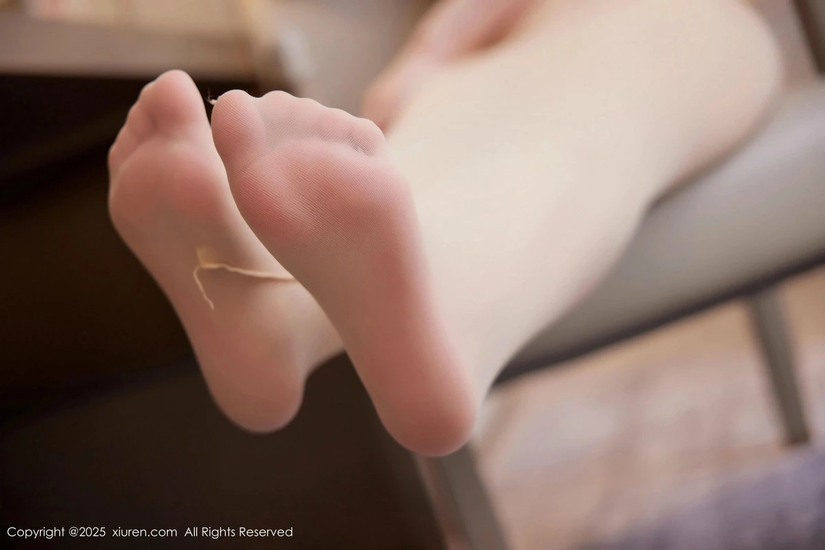 秀人集.com_[XiuRen秀人网]No.9964_模特白茹雪abby私房性感肉色连体丝袜透视秀丰腴身材诱惑写真60P