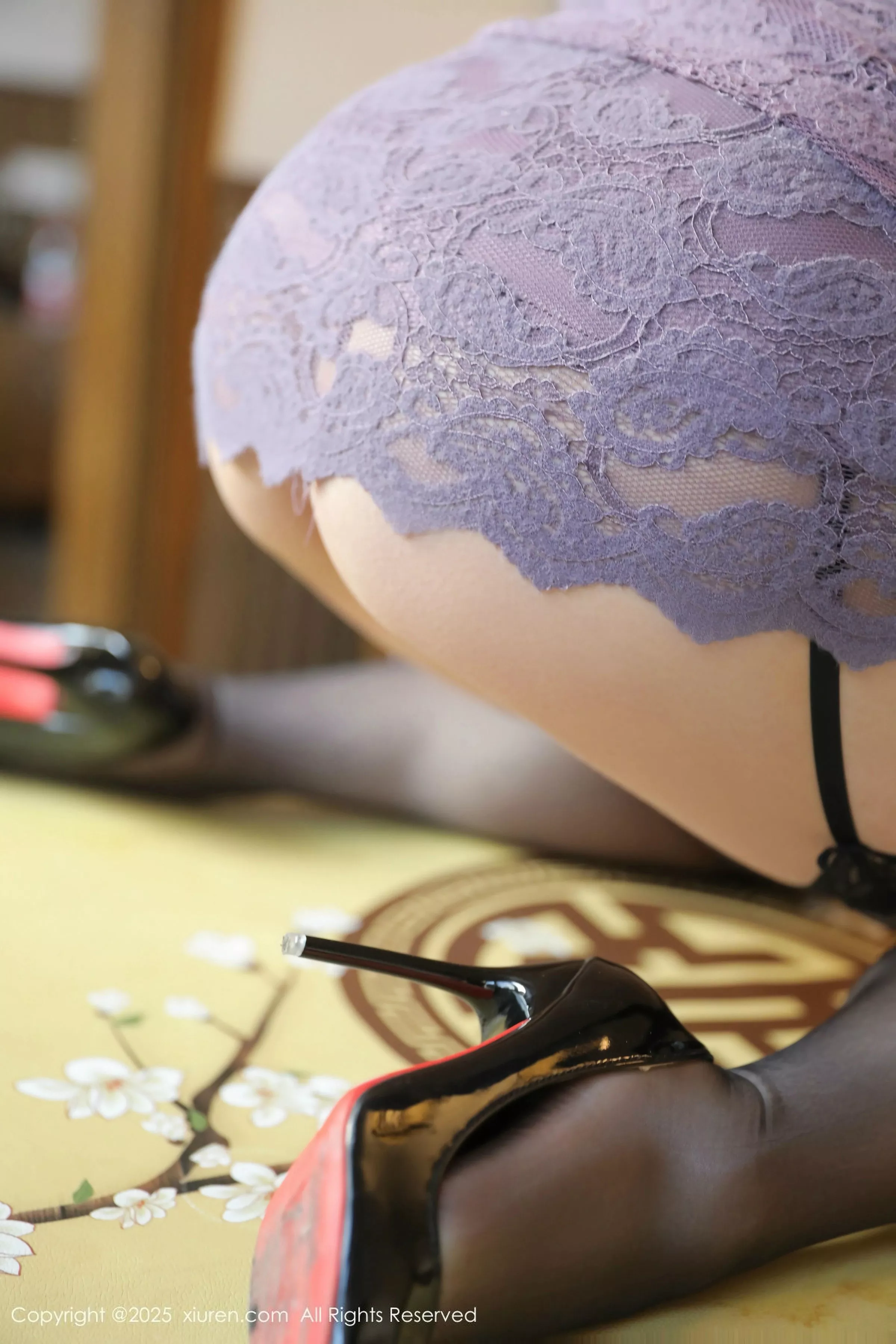 秀人集.com_[XiuRen秀人网]No.9997_模特小肉肉咪性感紫色连衣短裙配超薄黑丝秀凹凸身材诱惑写真79P