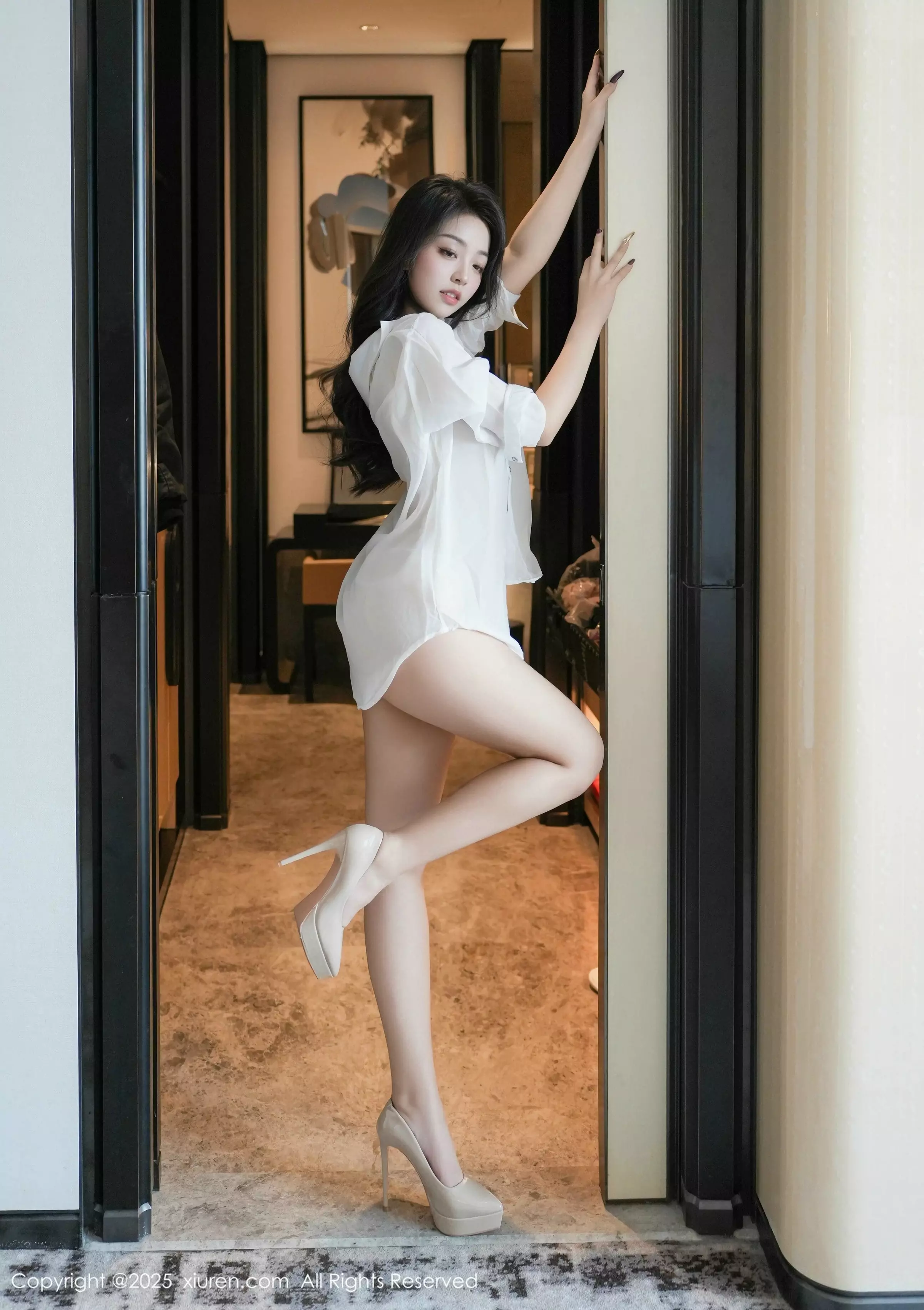 秀人集.com_[XiuRen秀人网]No.10025_模特白琮瑗性感白色衬衣露白色丁字裤秀惹火身材撩人诱惑写真69P