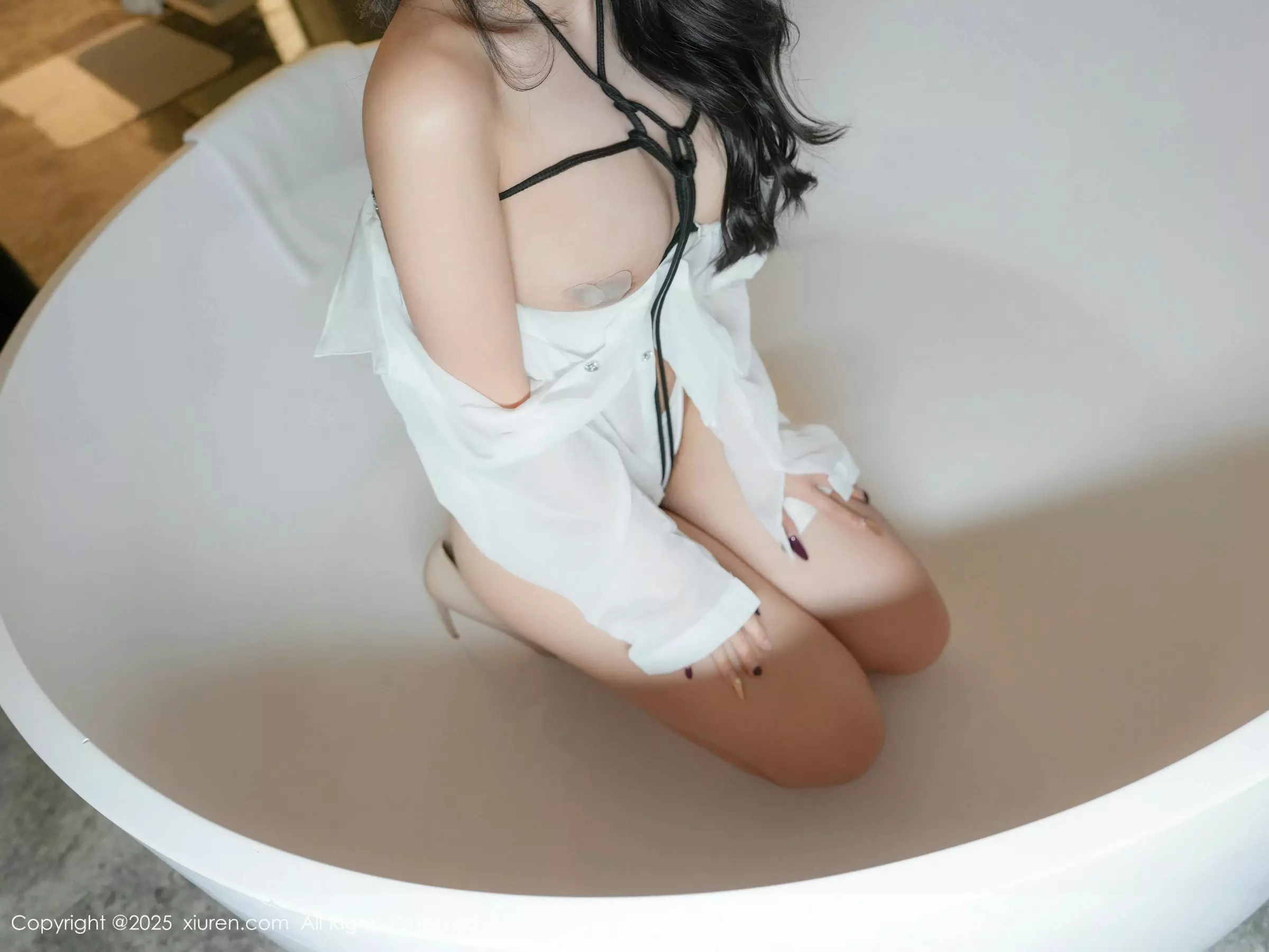 秀人集.com_[XiuRen秀人网]No.10025_模特白琮瑗性感白色衬衣露白色丁字裤秀惹火身材撩人诱惑写真69P