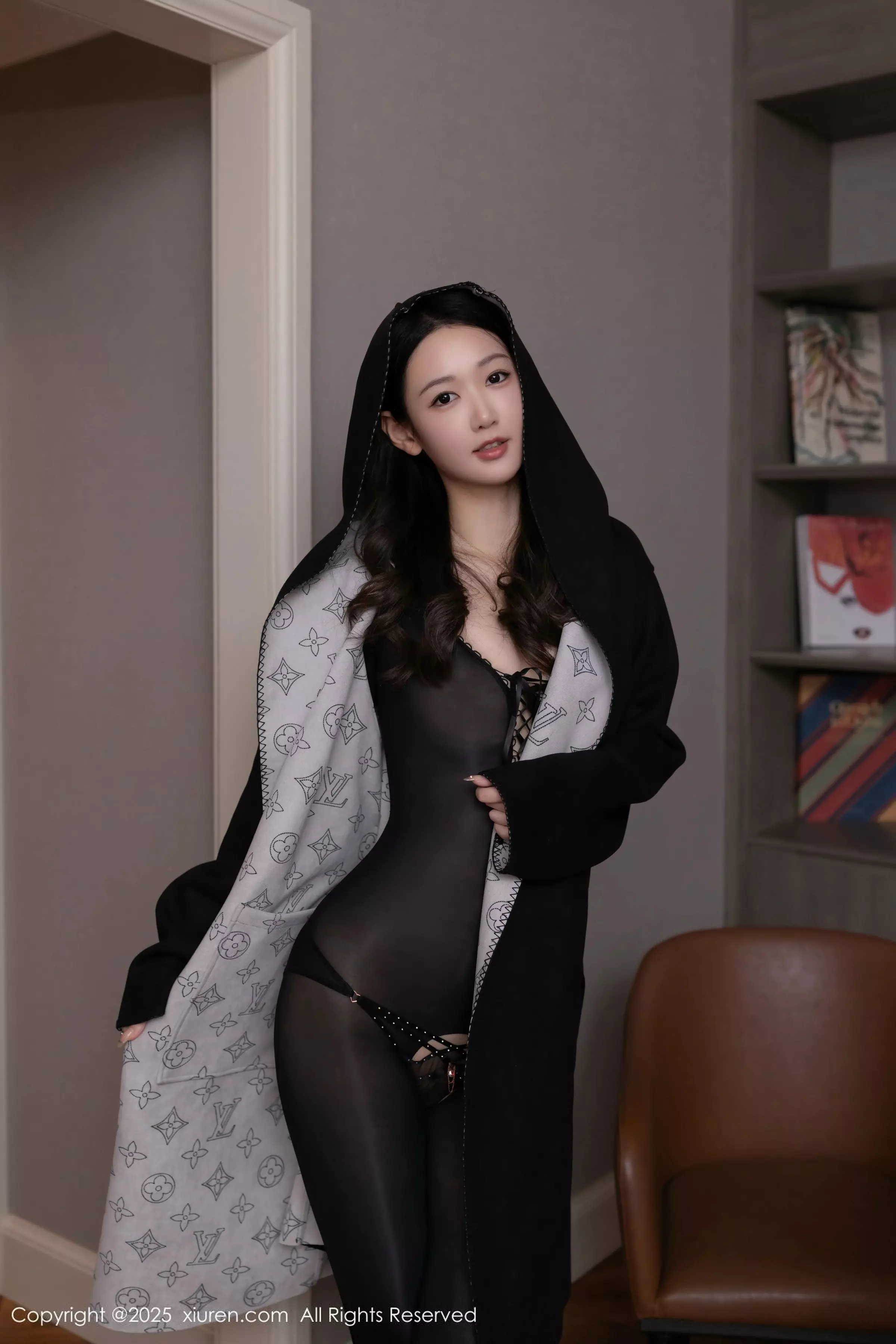 秀人集.com_[XiuRen秀人网]No.10030_模特唐安琪性感黑色外衣露开档连体黑丝袜秀完美身材诱惑写真79P