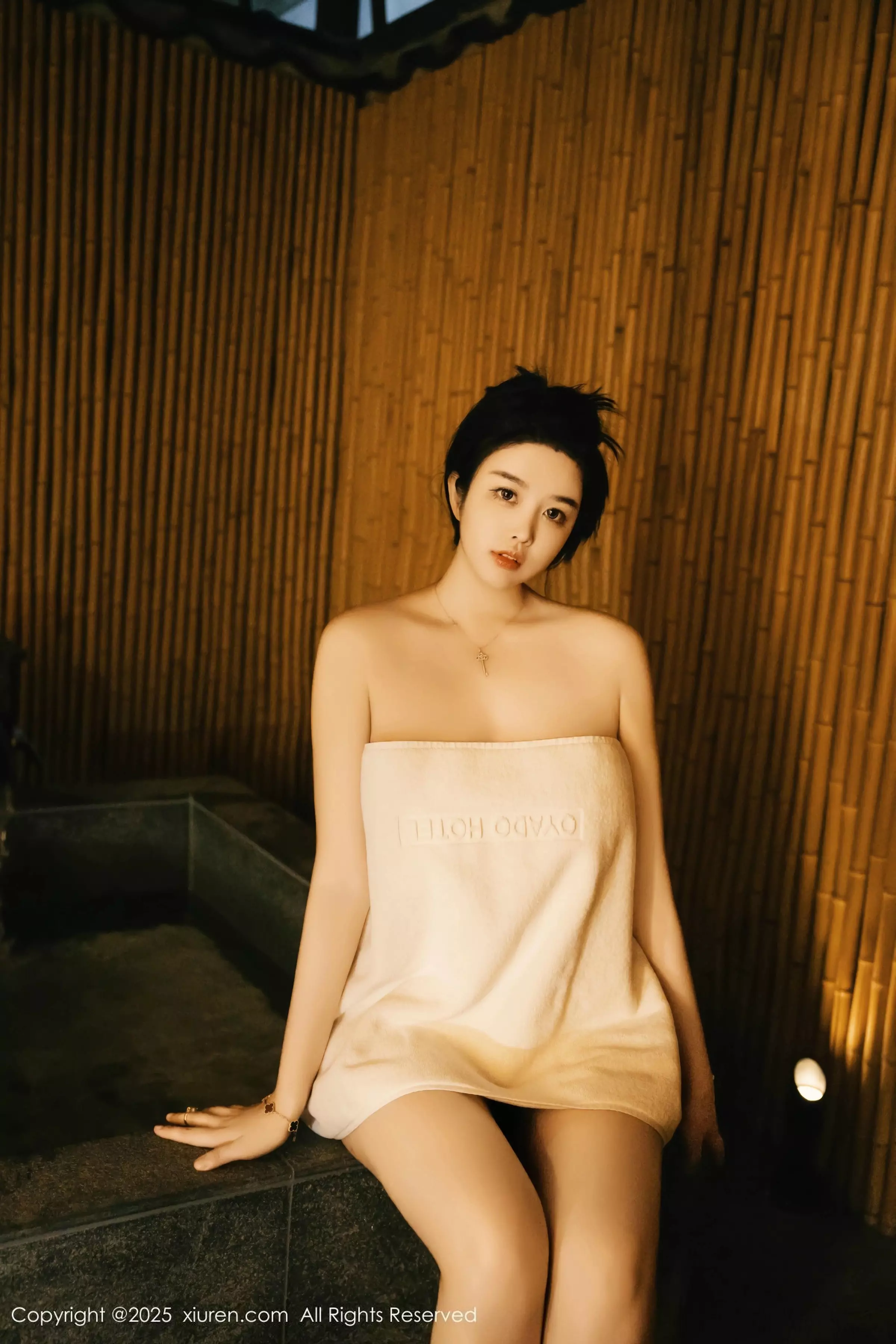 秀人集.com_[XiuRen秀人网]No.10091_模特林若凡F温泉主题性感白色浴巾半撩秀丰腴身材惹火诱惑写真37P