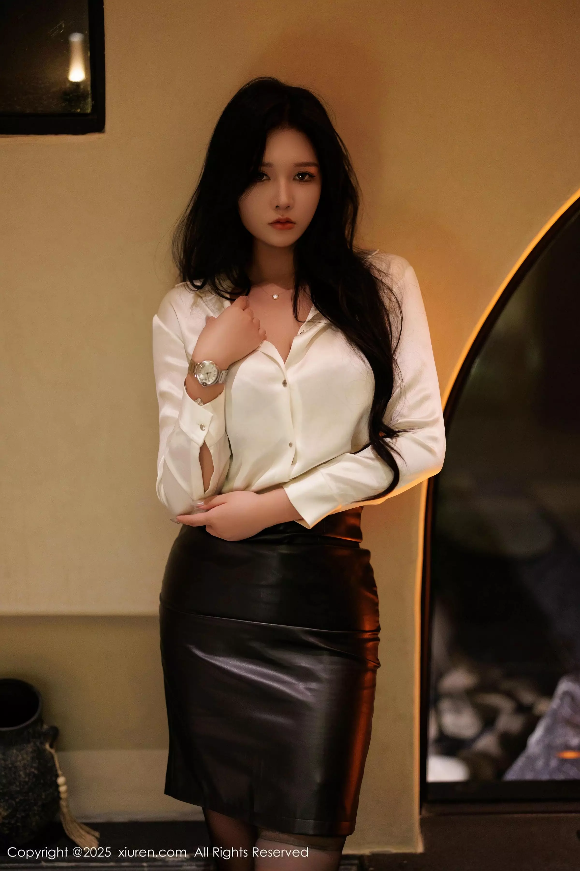 秀人集.com_[XiuRen秀人网]No.10097_模特娜比性感白色衬衫配黑短裙露魅惑黑丝秀凹凸身材诱惑写真83P