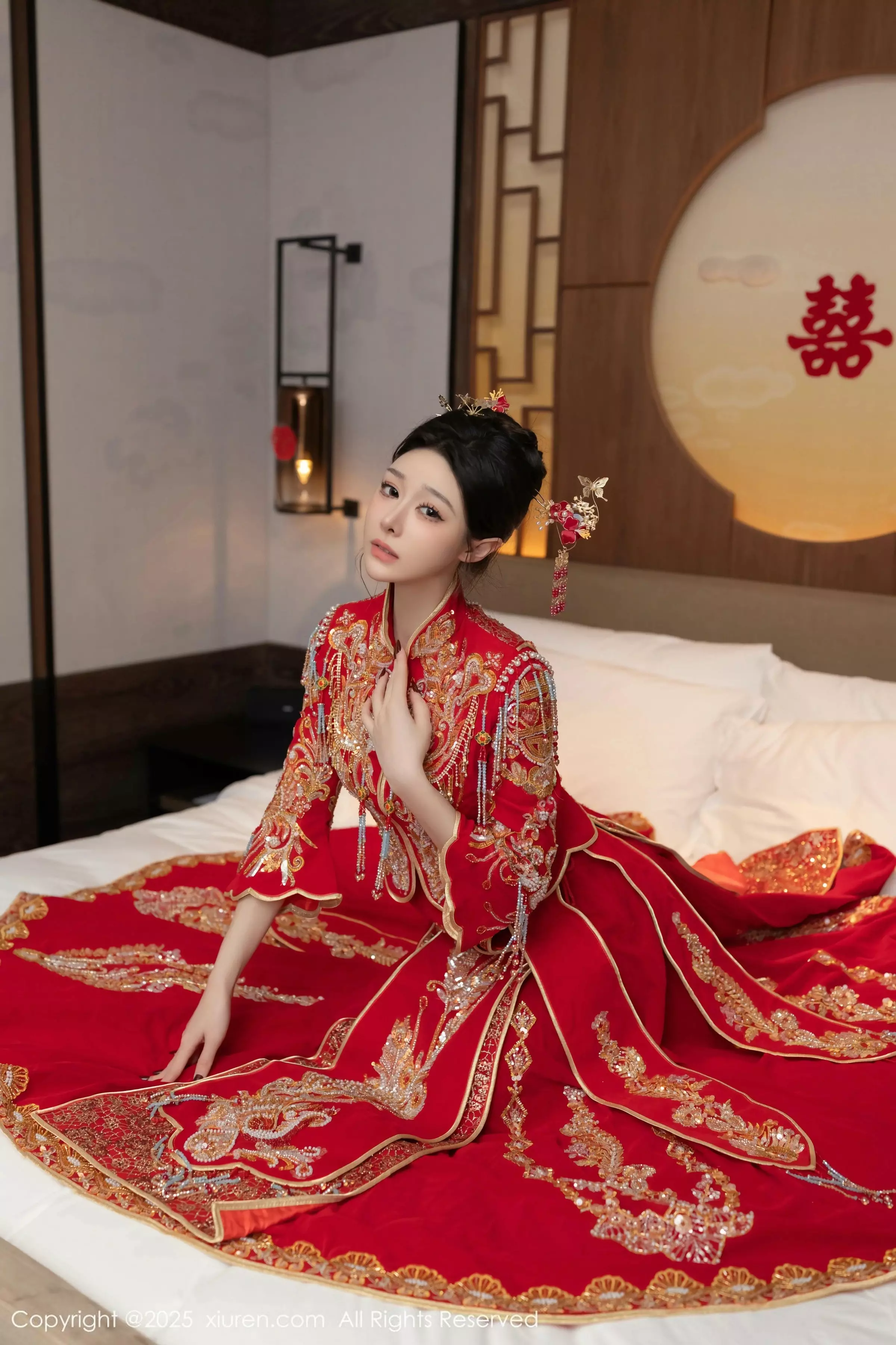 秀人集.com_[XiuRen秀人网]No.10055_模特小逗逗新婚主题性感红色蕾丝内衣配黑丝吊袜完美诱惑写真82P