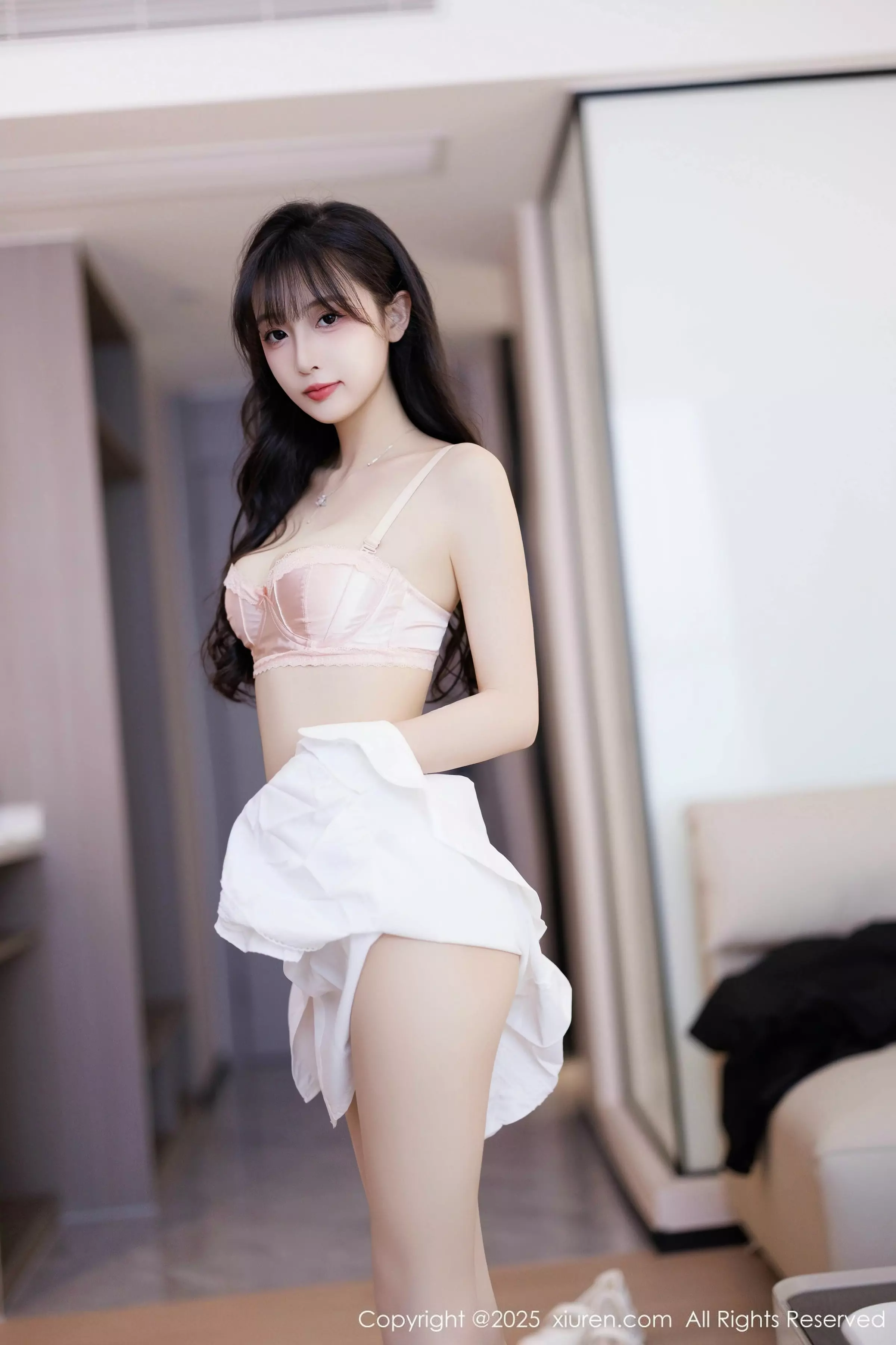 秀人集.com_[XiuRen秀人网]No.10067_模特樱桃小阑子性感白色上衣配黑短裙秀曼妙身姿迷人诱惑写真83P