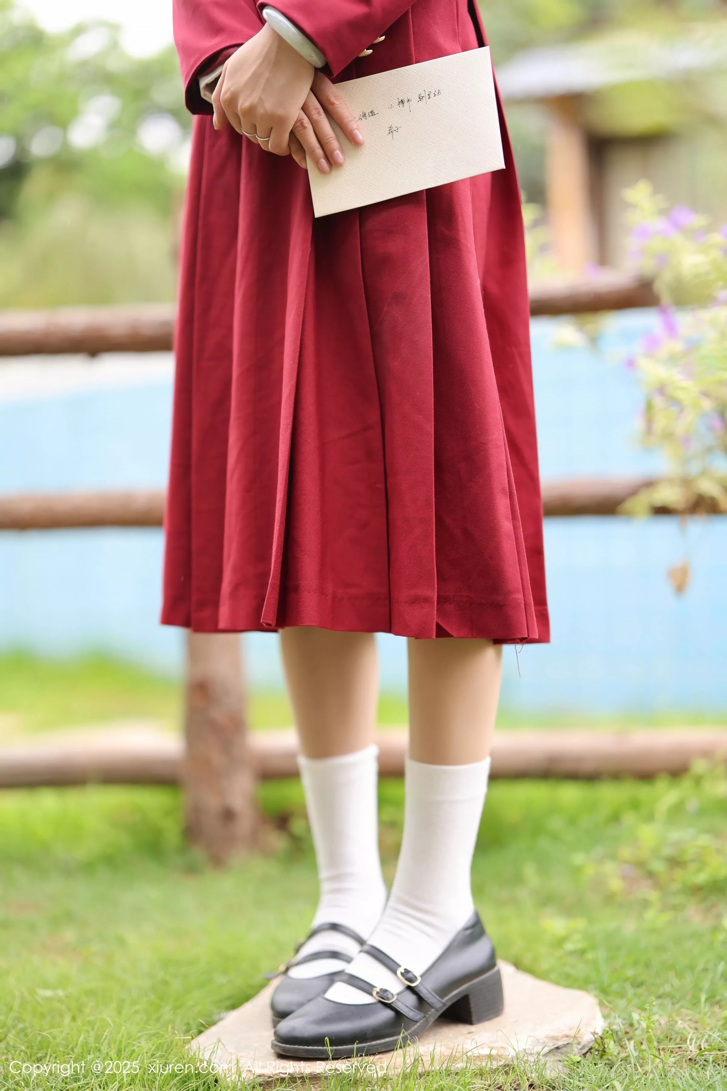 秀人集.com_[XiuRen秀人网]No.10215_新人模特茂木希子性感红色裙子配肉色丝袜秀完美曲线诱惑写真82P