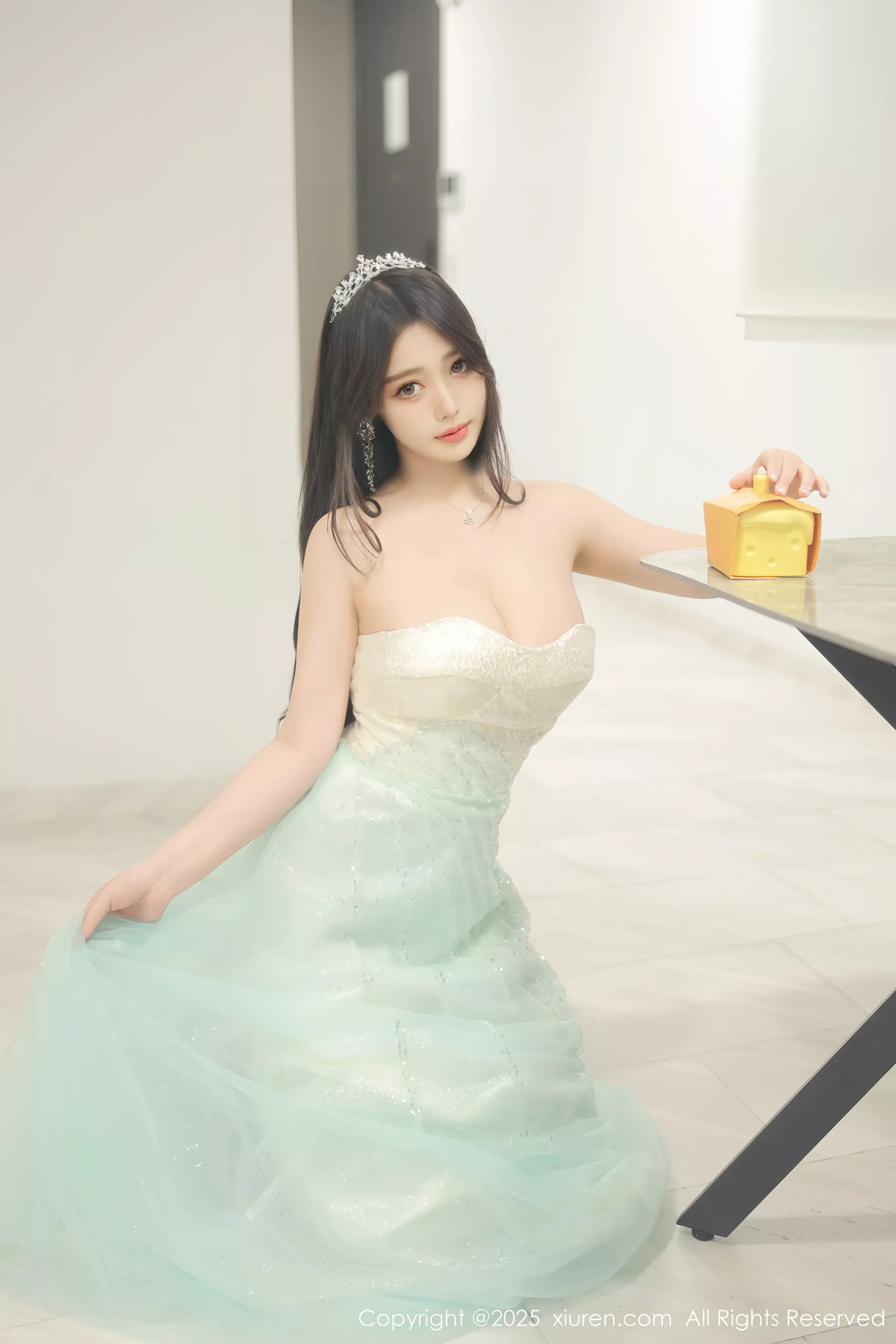 秀人集.com_[XiuRen秀人网]No.10222_模特蛋蛋宝性感紫色蕾丝内衣配超薄丝袜秀丰满身材撩人诱惑写真78P