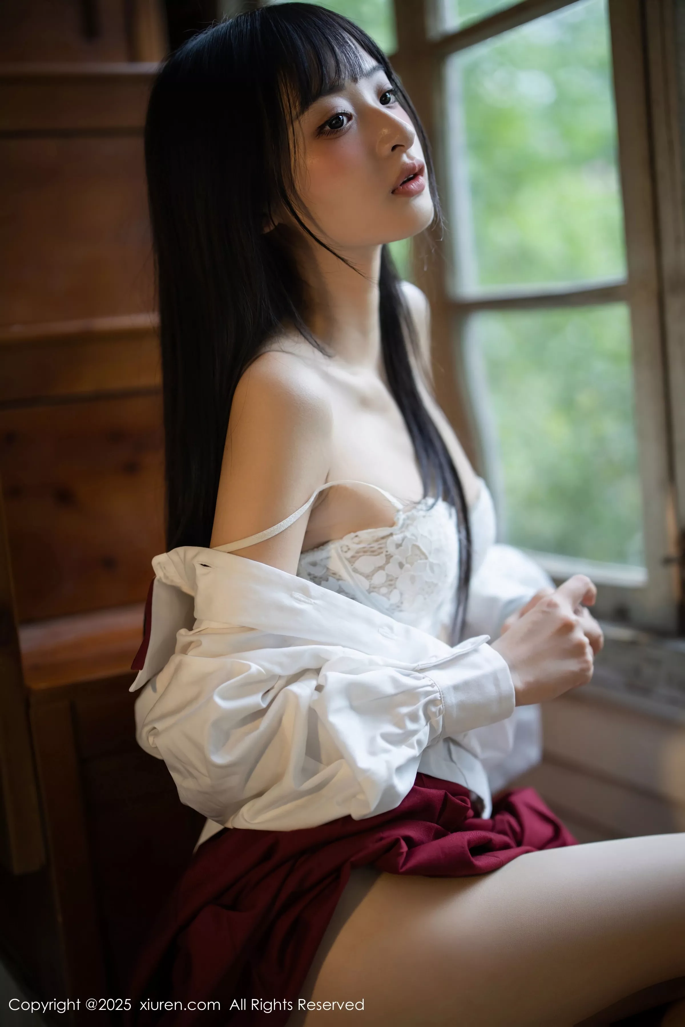 秀人集.com_[XiuRen秀人网]No.10215_新人模特茂木希子性感红色裙子配肉色丝袜秀完美曲线诱惑写真82P