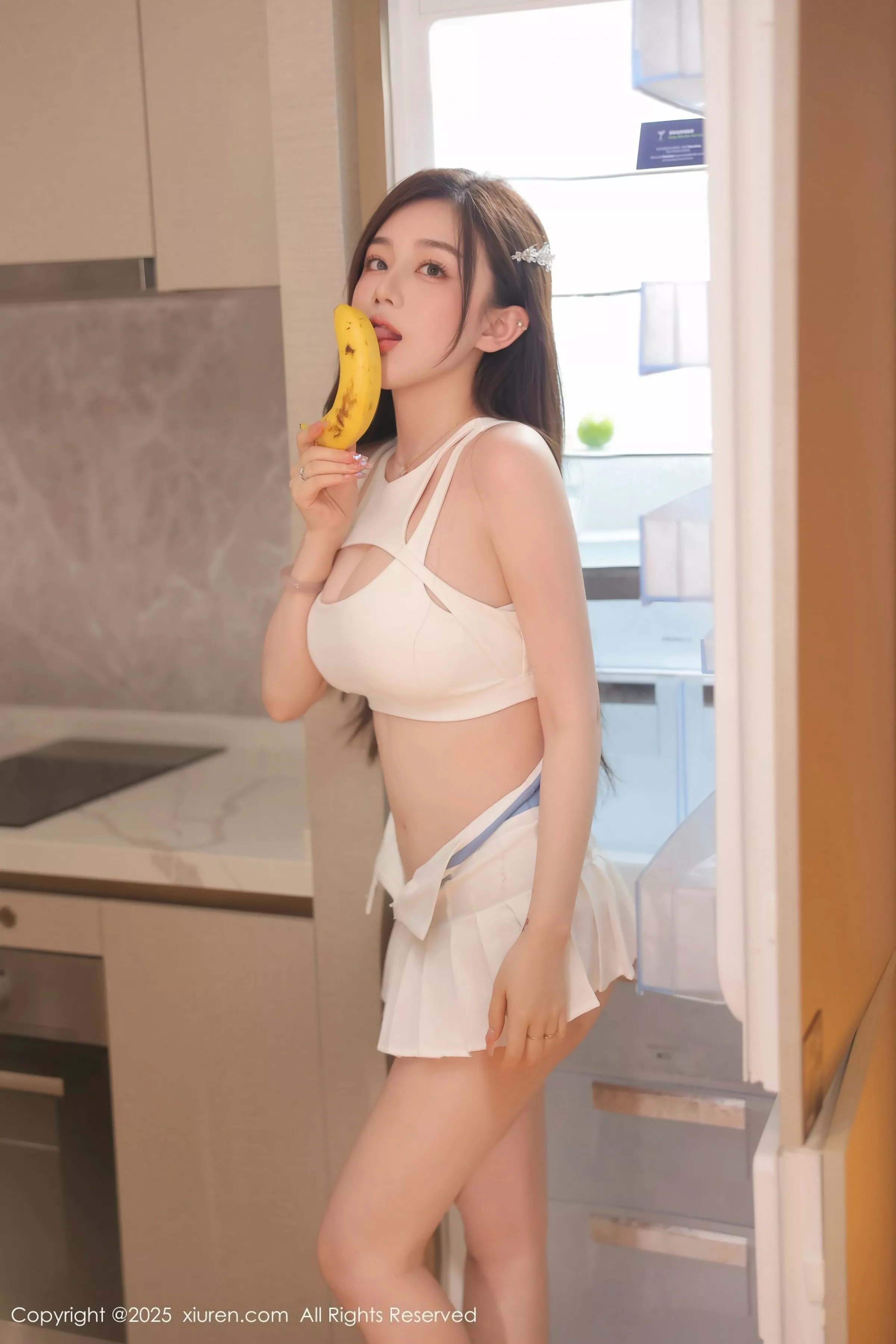 秀人集.com_[XiuRen秀人网]No.10254_新人模特奶油猫呀性感白色短裙+白色浴袍秀丰满身材诱惑写真86P