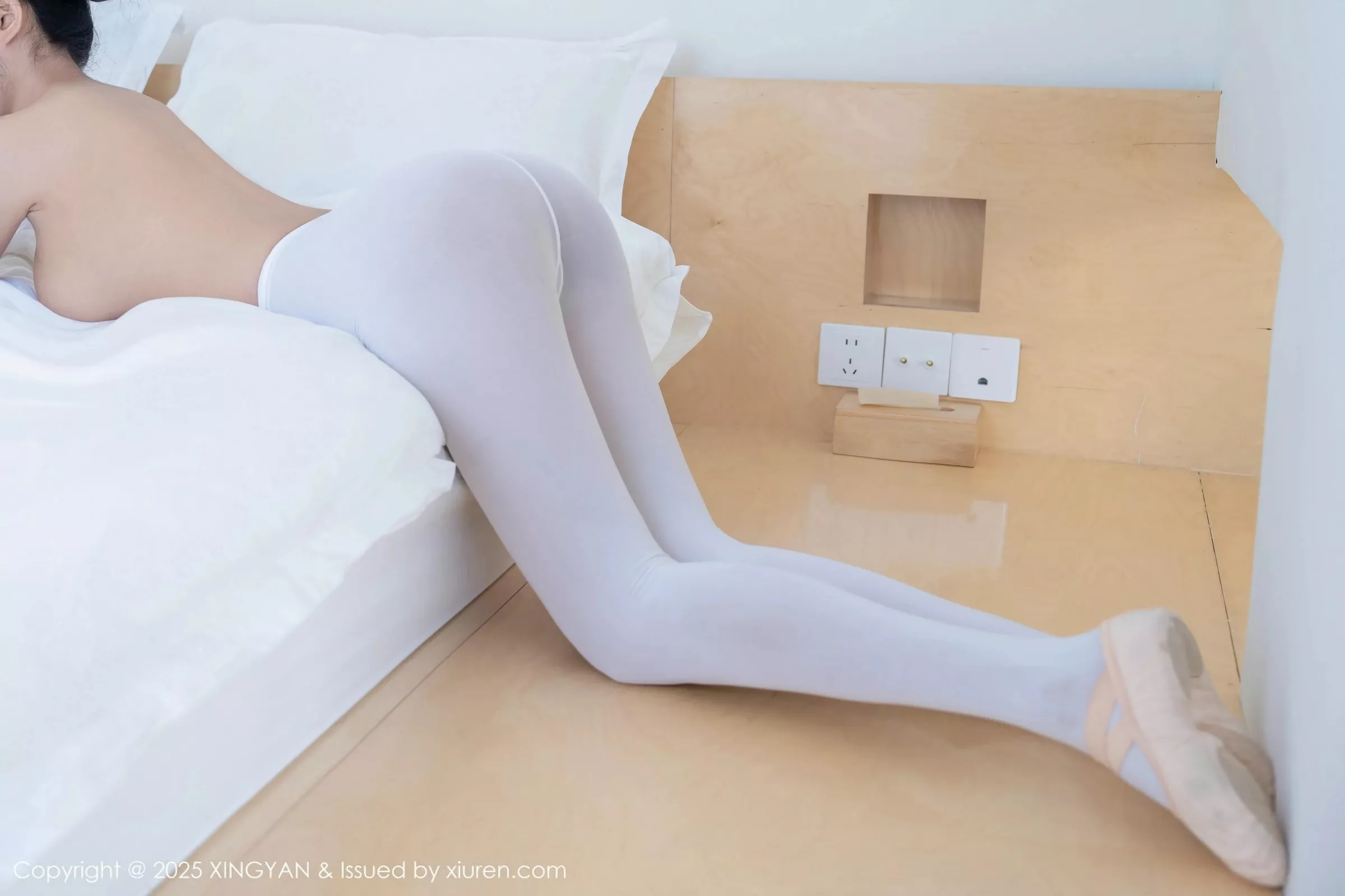 秀人集.com_[XINGYAN星颜社]VOL.345_模特星冉舞姿拍摄性感深色芭蕾舞服秀曼妙身姿完美诱惑写真79P