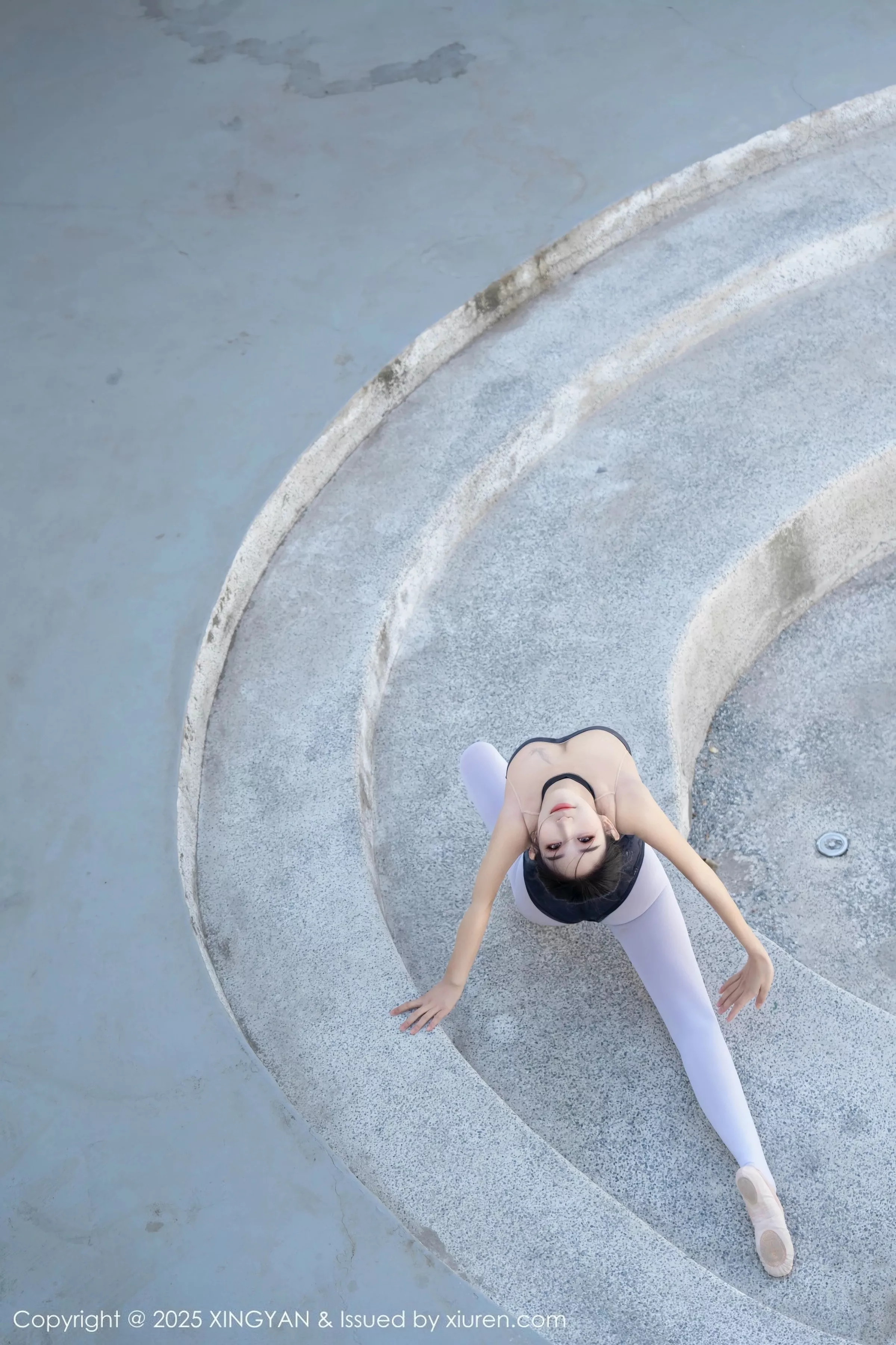 秀人集.com_[XINGYAN星颜社]VOL.345_模特星冉舞姿拍摄性感深色芭蕾舞服秀曼妙身姿完美诱惑写真79P