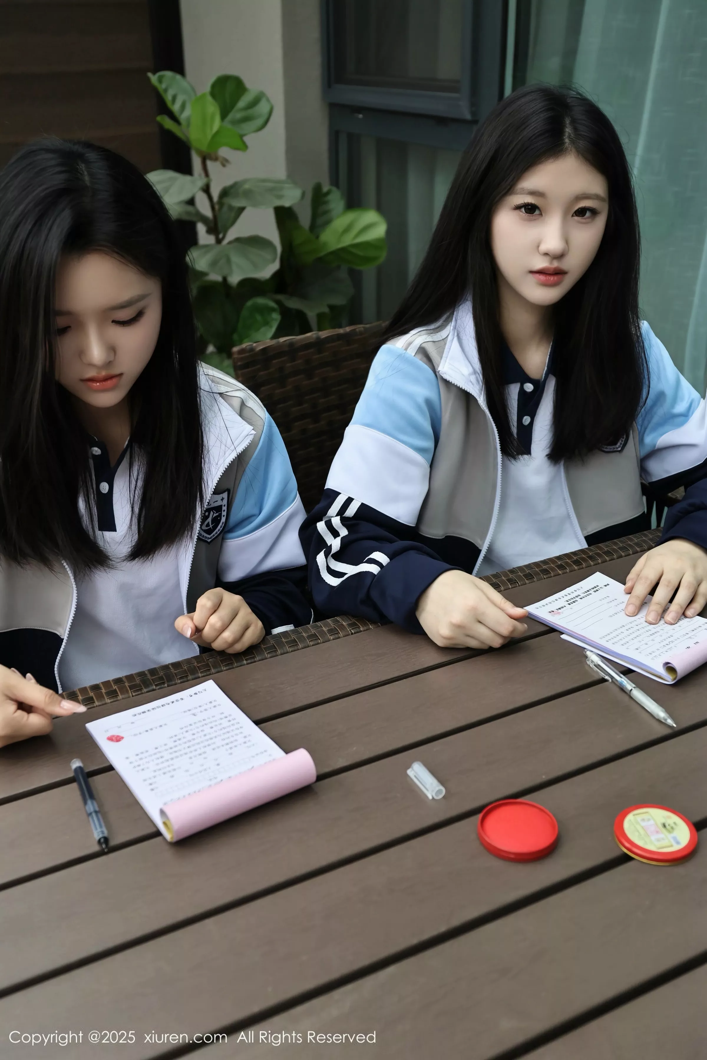 秀人集.com_[XiuRen秀人网]No.10288_模特合集美女小芭乐性感蓝色校服露白色内衣秀曼妙身姿诱惑写真73P