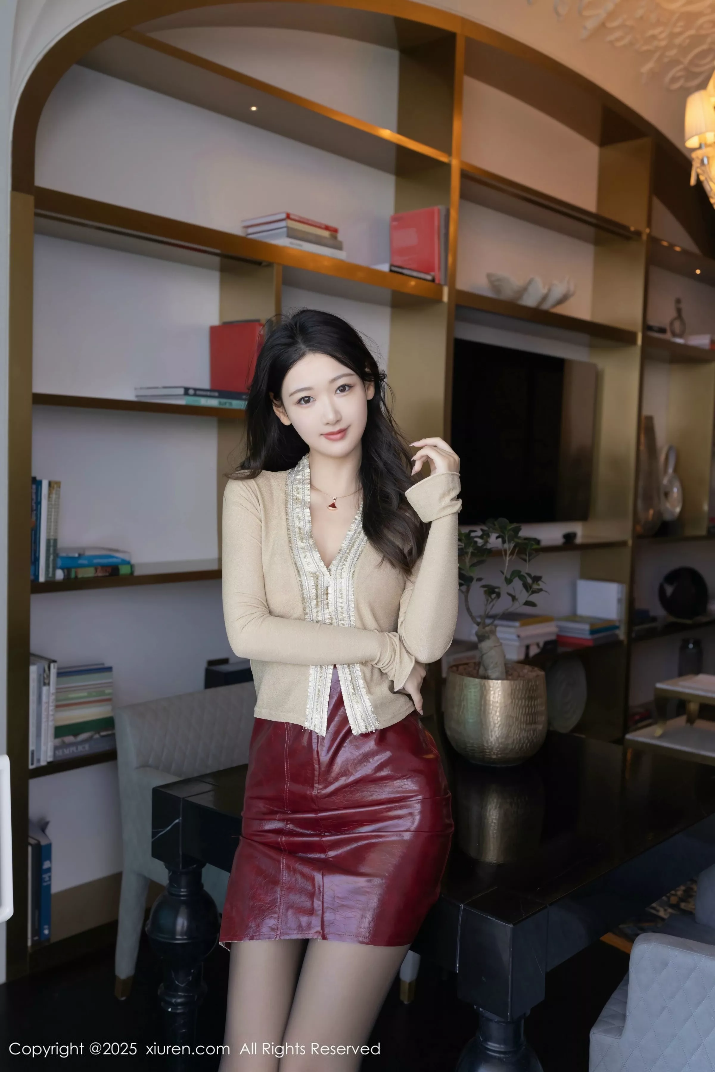 秀人集.com_[XiuRen秀人网]No.10296_模特唐安琪性感红色内衣配红皮裙露超薄黑丝秀曼妙身姿诱惑写真82P