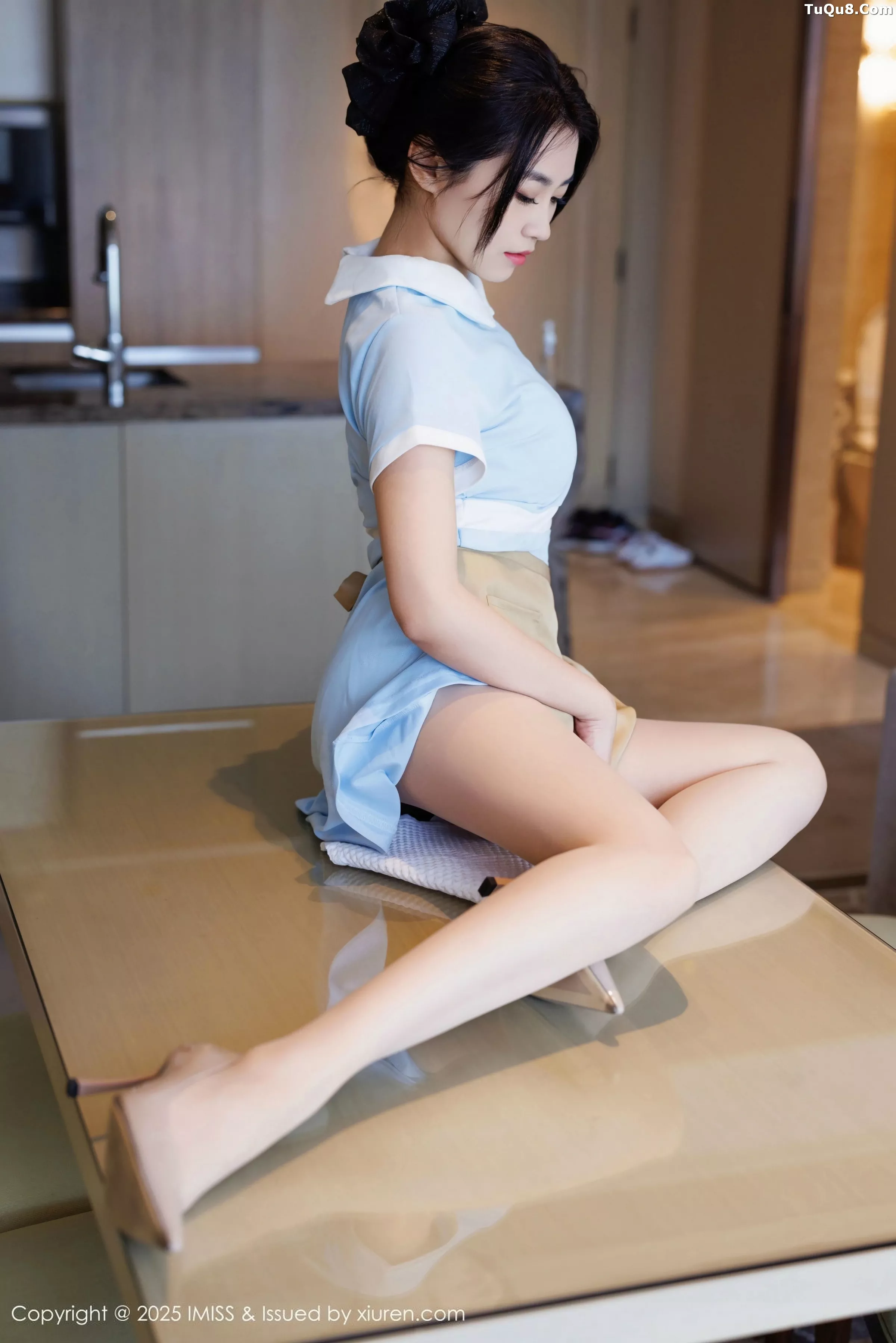 秀人集.com_[IMISS爱蜜社]Vol.793_女神许诺Sabrina性感蓝色连衣短裙露肉色内衣秀完美身材诱惑写真81P