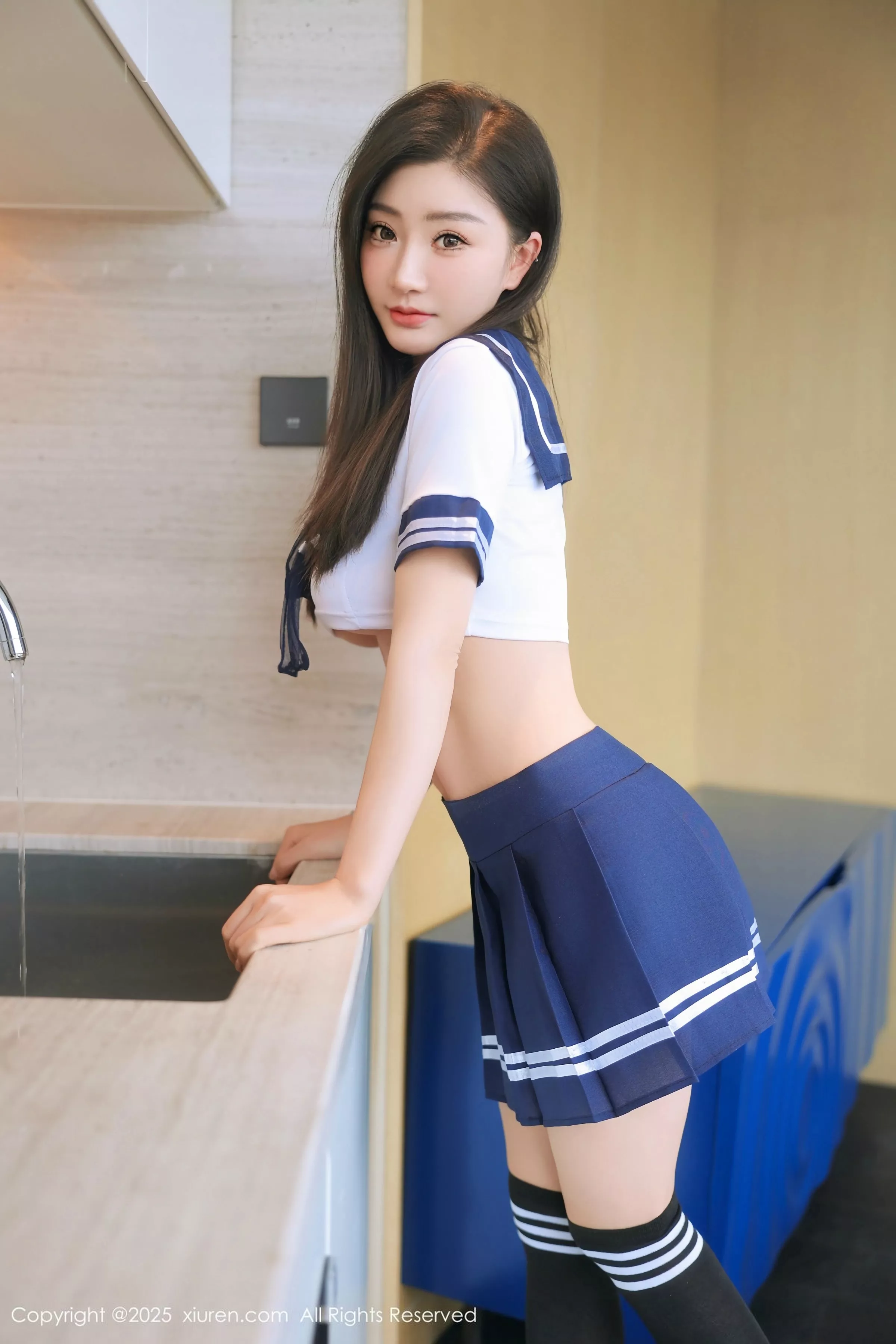 秀人集.com_[XiuRen秀人网]No.10298_模特Annie_baby性感JK制服露白色内衣秀凹凸身材撩人诱惑写真60P