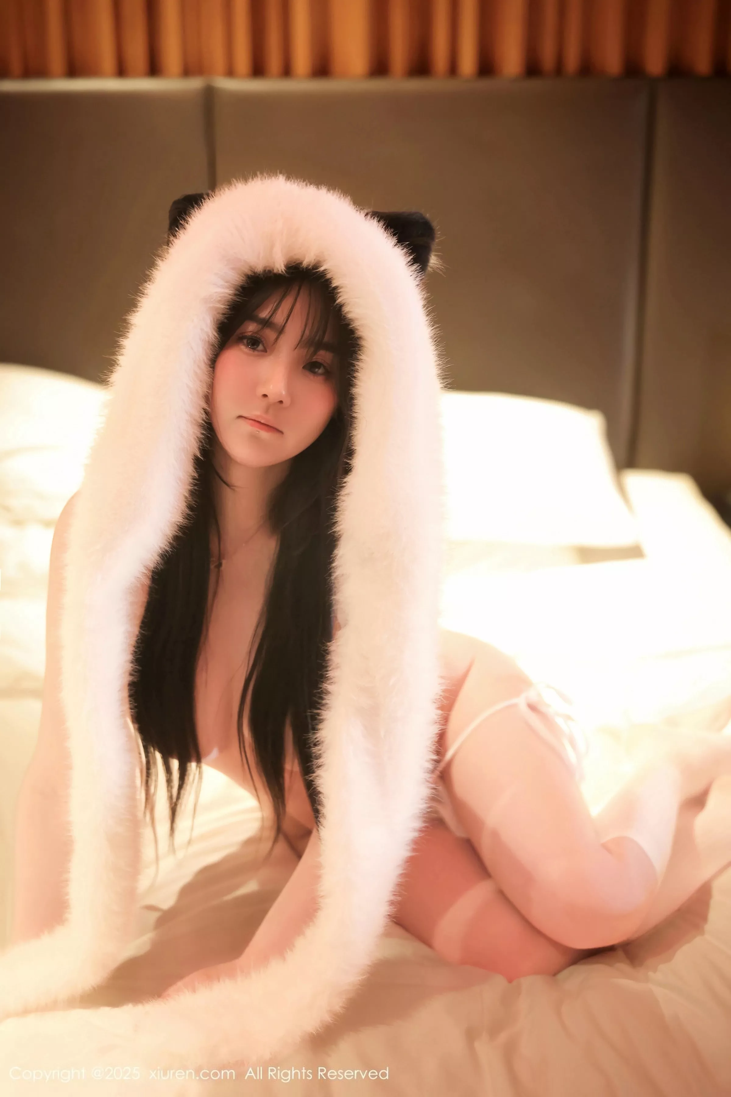 秀人集.com_[XiuRen秀人网]No.10302_模特软情性感白色情趣内衣配白色丝袜秀曼妙身姿撩人诱惑写真51P