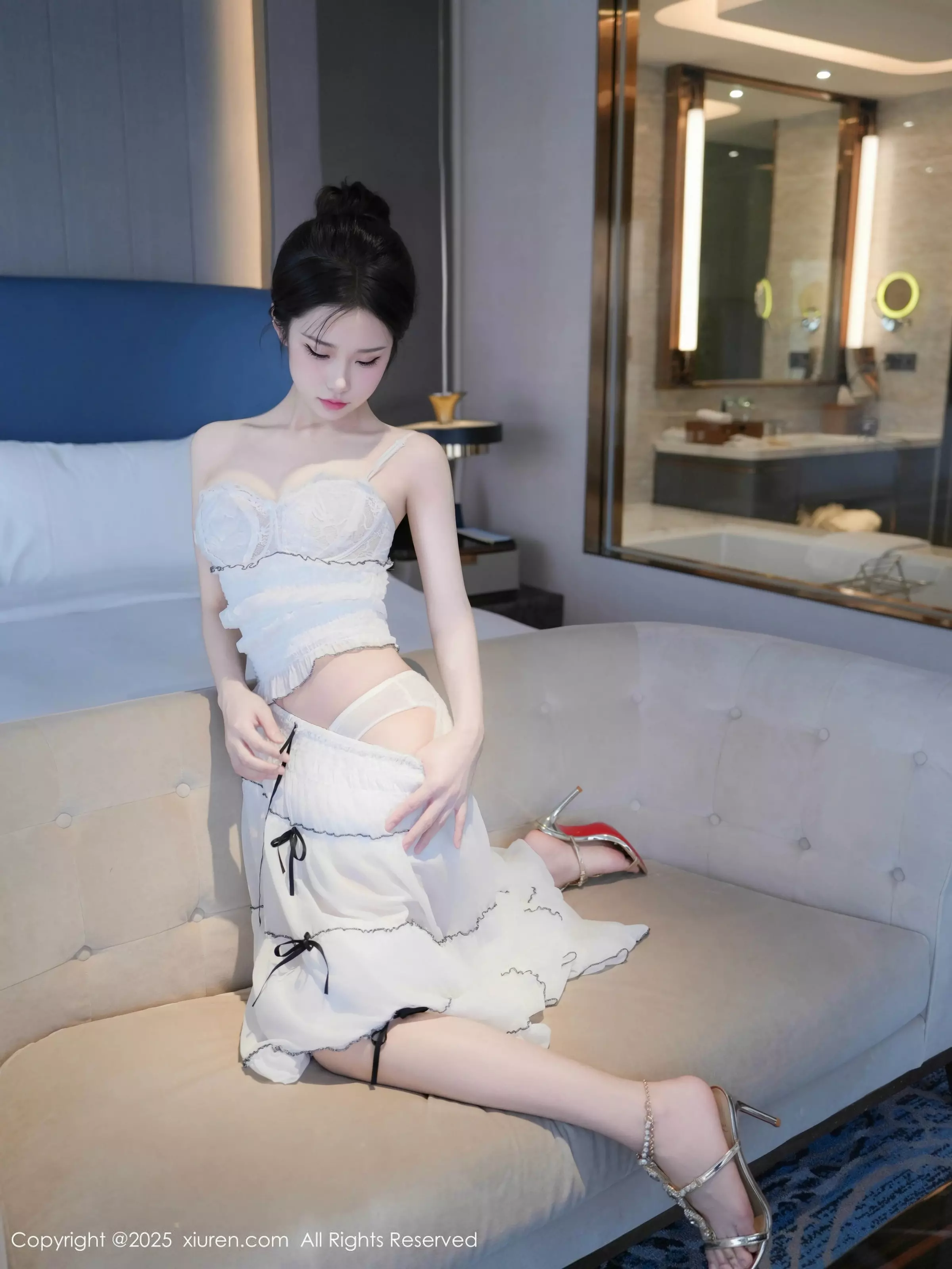 秀人集.com_[XiuRen秀人网]No.10310_模特奶芙酱-EVA性感白色连衣裙配凉高跟秀修长美腿完美诱惑写真81P