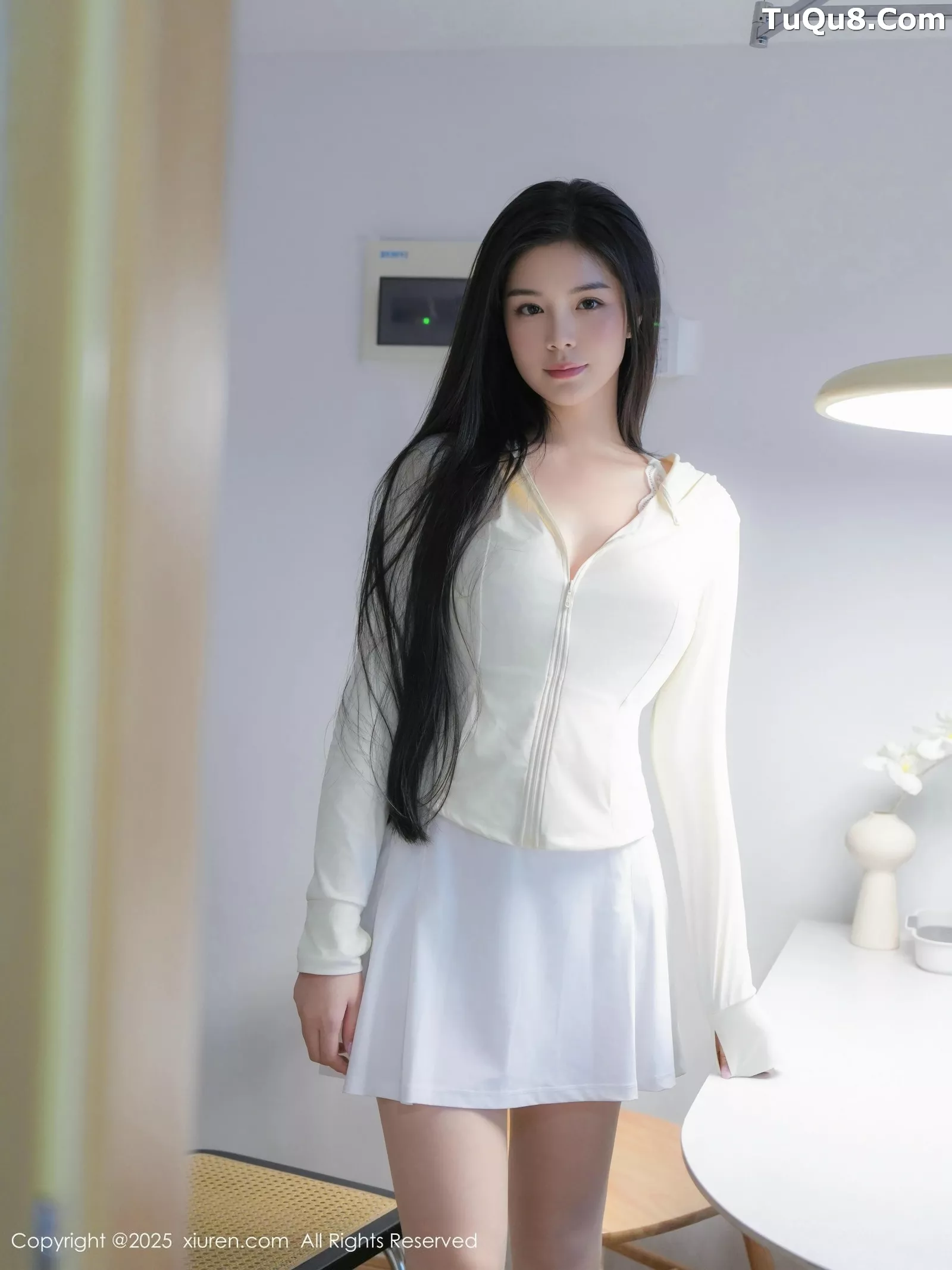 秀人集.com_[XiuRen秀人网]No.10325_模特雪糕CiCi性感白色情趣内衣配超薄肉丝秀婀娜身姿诱惑写真72P