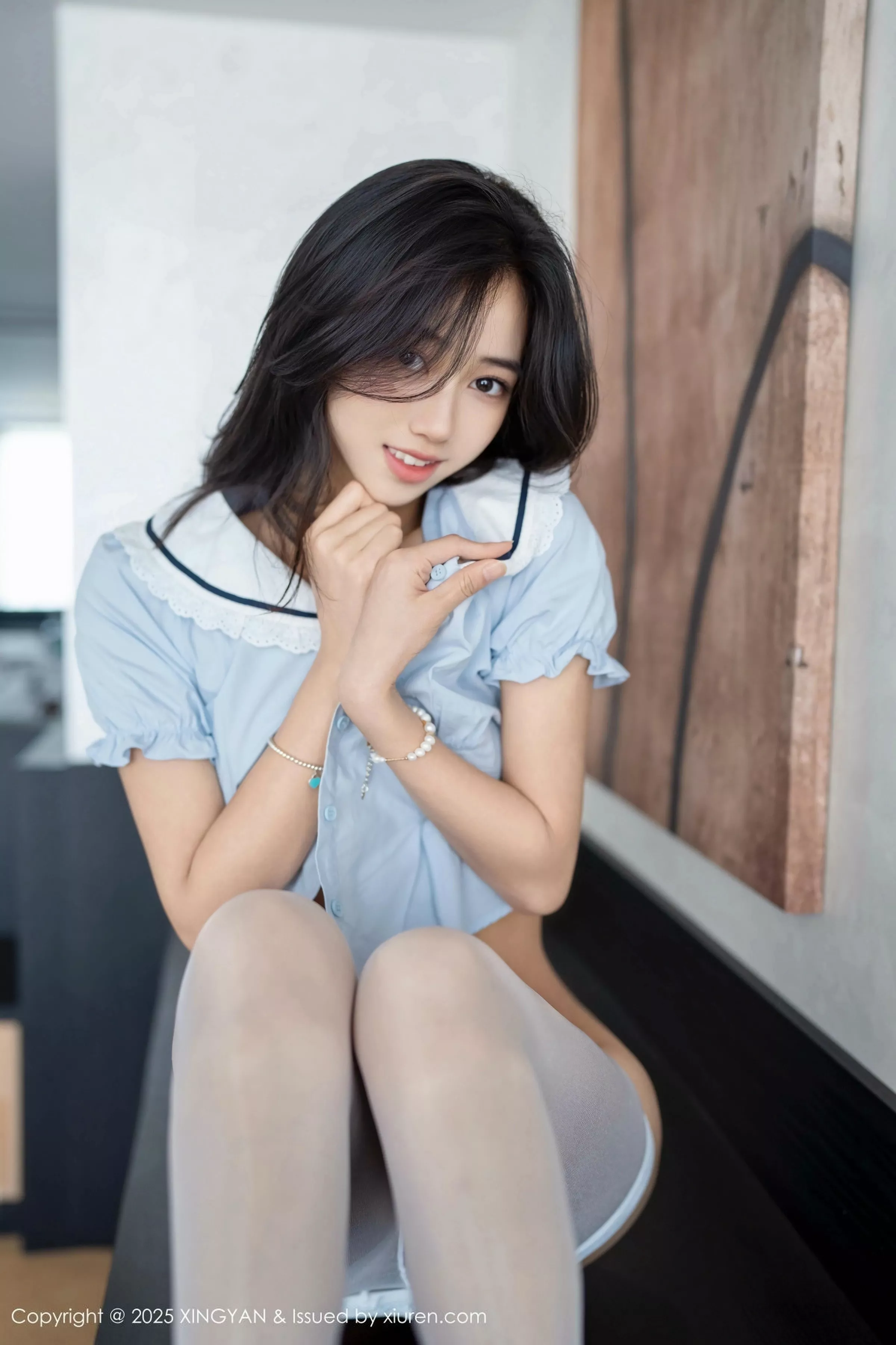 秀人集.com_[XINGYAN星颜社]VOL.360_模特时安安性感深色短裙配超薄无内白丝秀柔美身姿诱惑写真81P