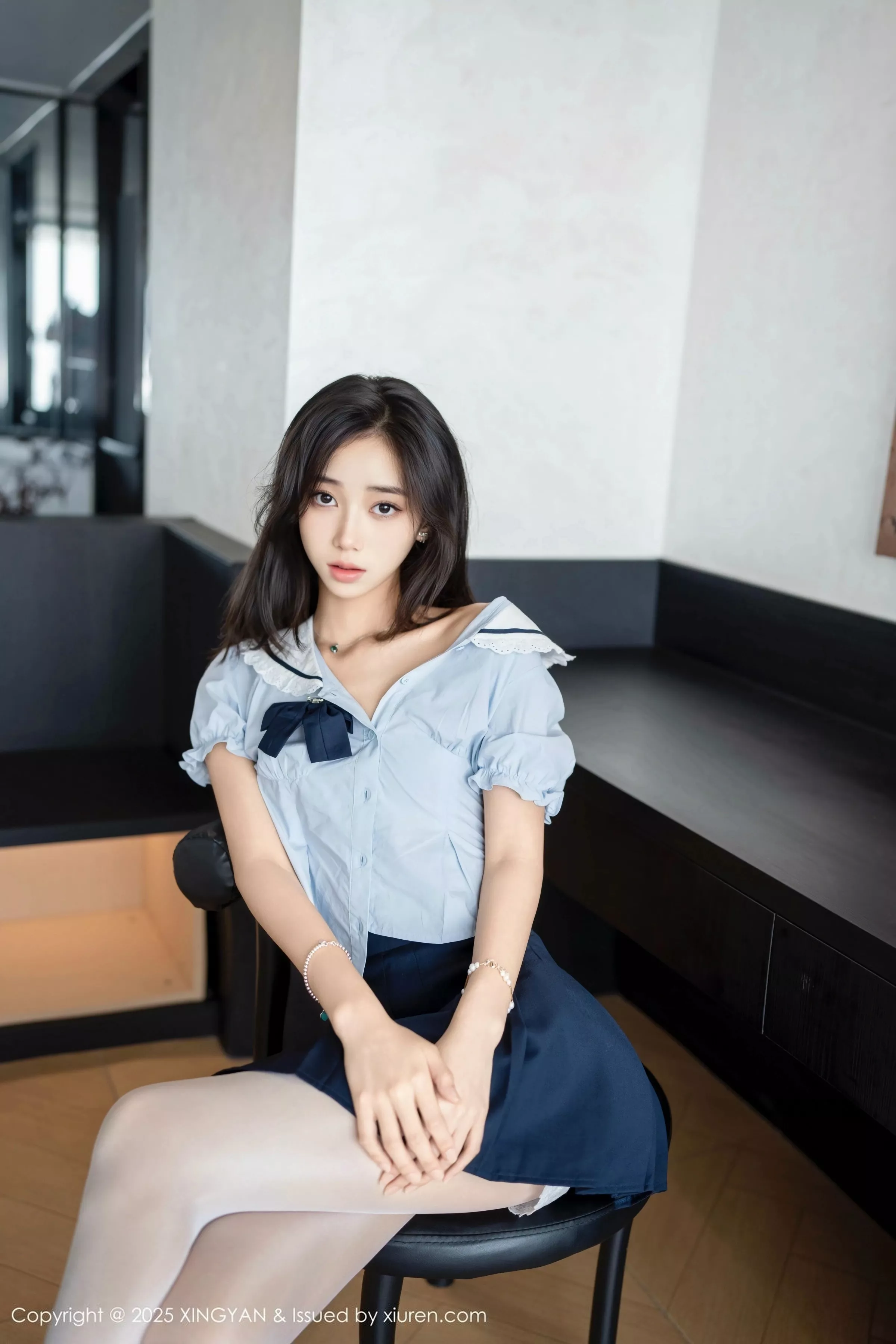 秀人集.com_[XINGYAN星颜社]VOL.360_模特时安安性感深色短裙配超薄无内白丝秀柔美身姿诱惑写真81P